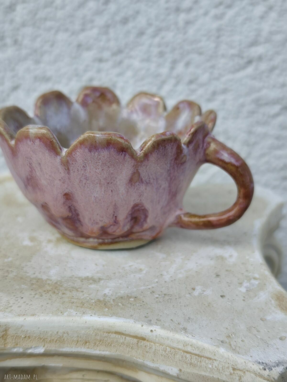 Ręcznie robiona różowa filiżanka ceramiczna - ok. 30 ml