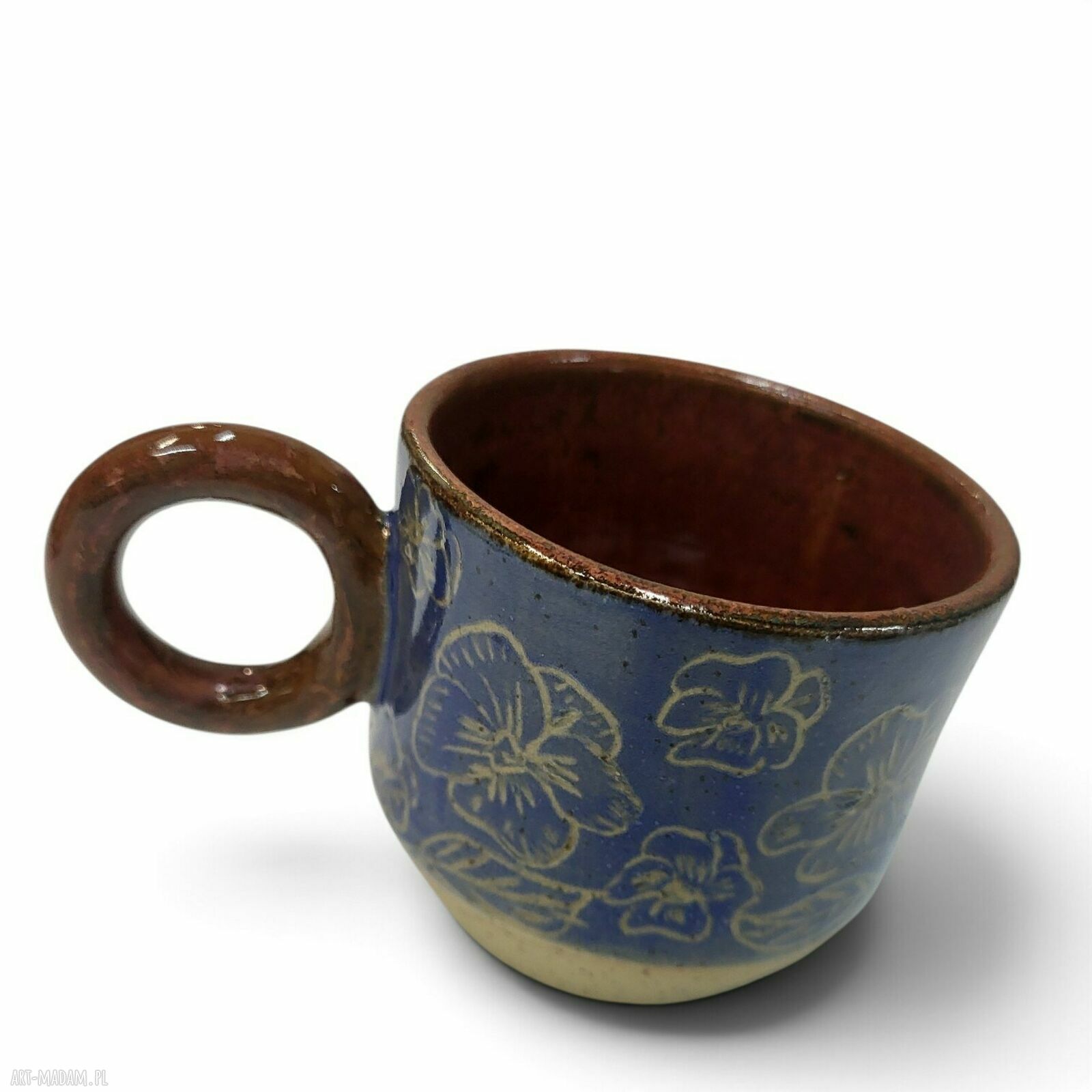 Ręcznie robiona filiżanka ceramiczna do kawy