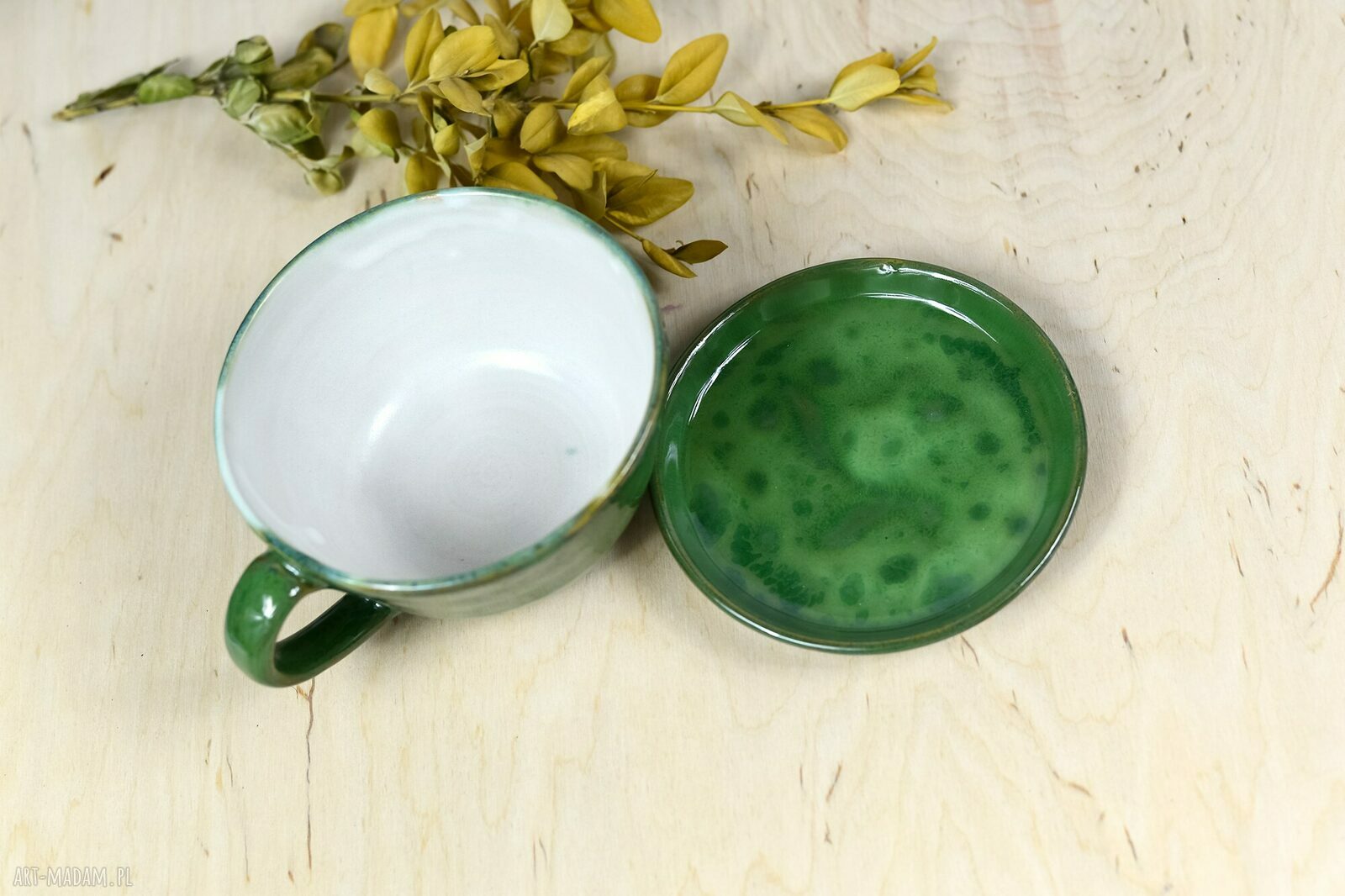 Zielona filiżanka do kawy i herbaty 350 ml - ręcznie wytaczana