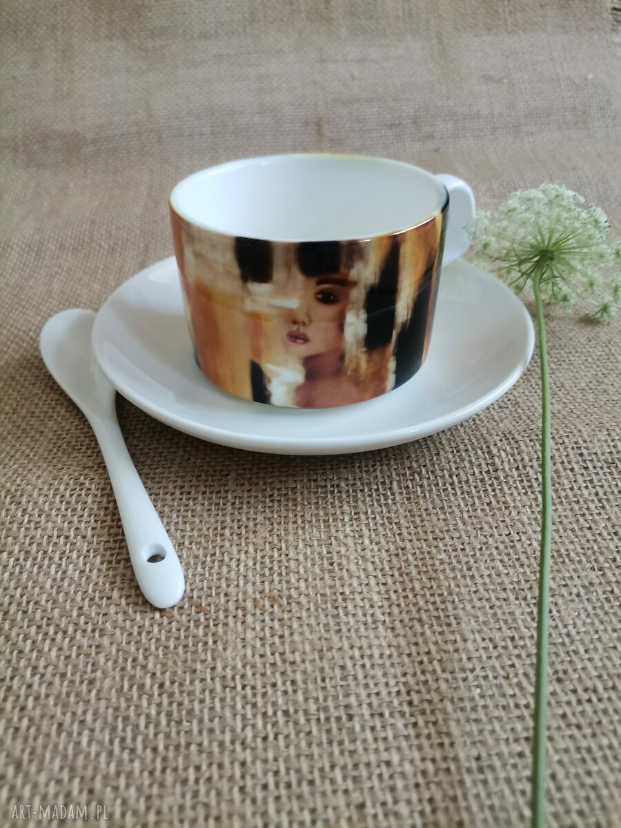 Filiżanka „Kolor Kobiety - Żółty” - ręcznie malowany komplet z porcelany