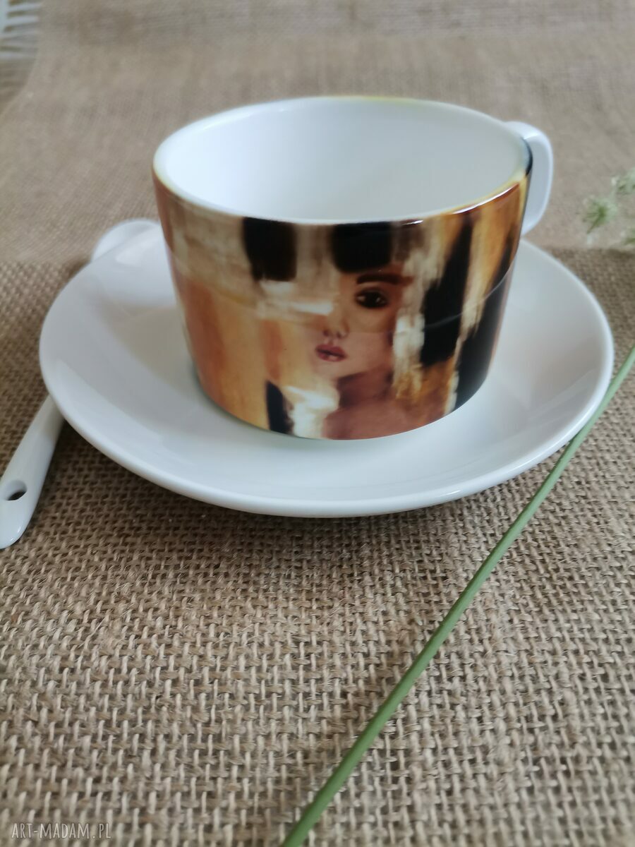 Filiżanka „Kolor Kobiety - Żółty” - ręcznie malowany komplet z porcelany