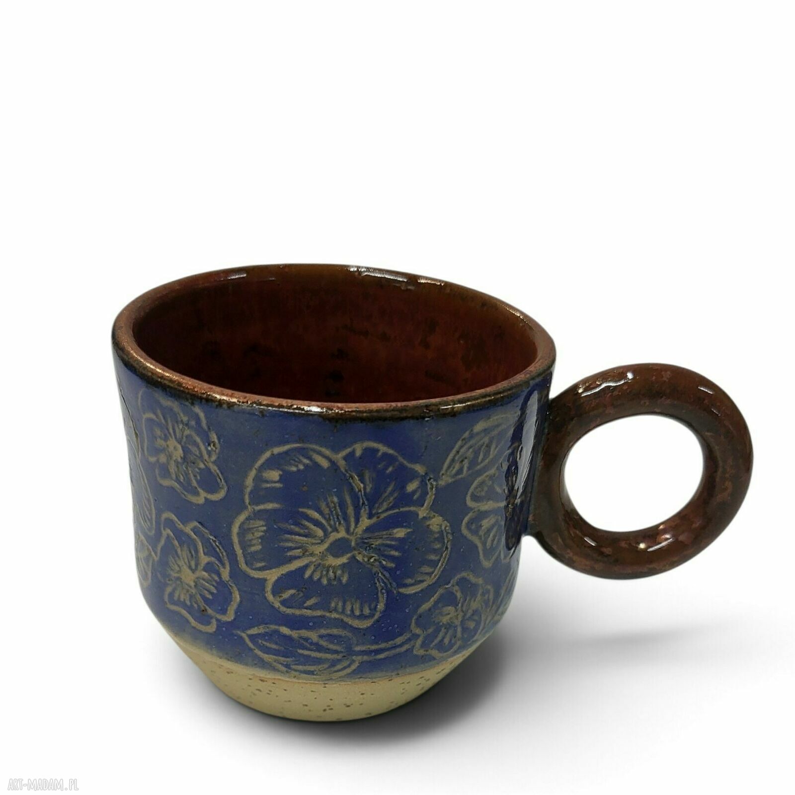 Ręcznie robiona filiżanka ceramiczna do kawy