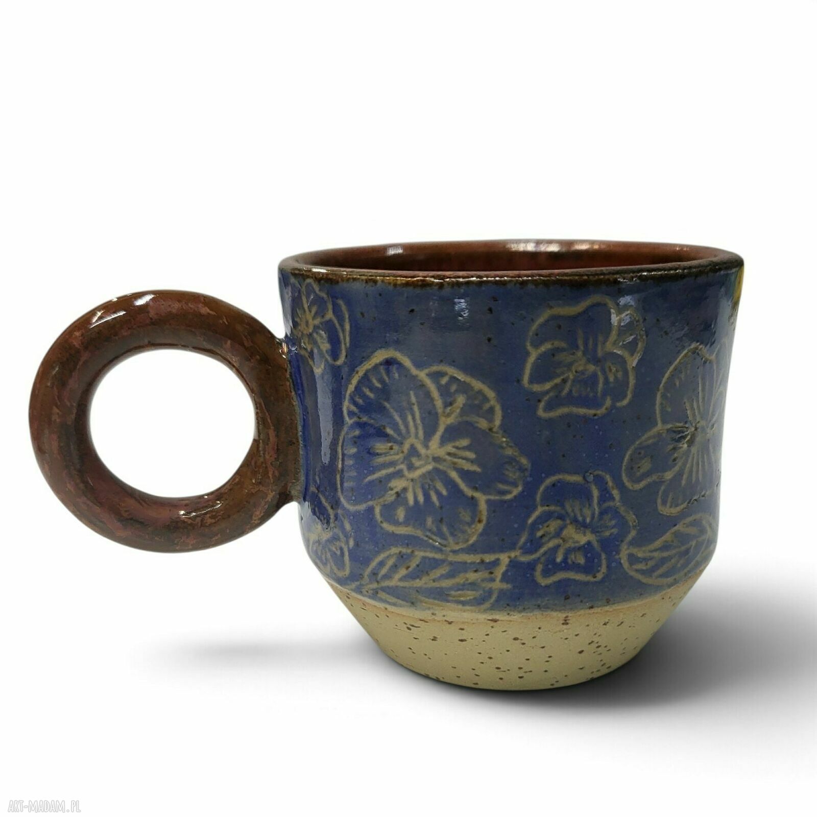 Ręcznie robiona filiżanka ceramiczna do kawy
