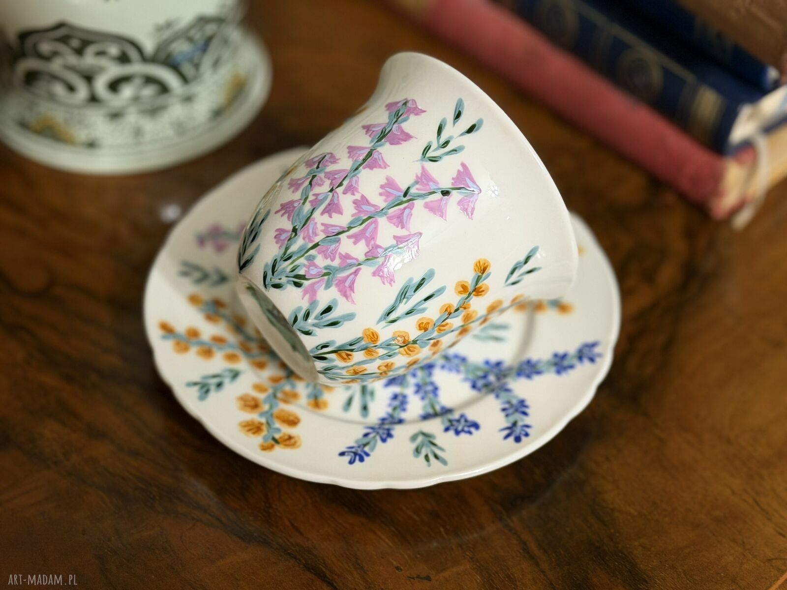 Filiżanka porcelanowa ręcznie malowana "Bukiet" 200 ml