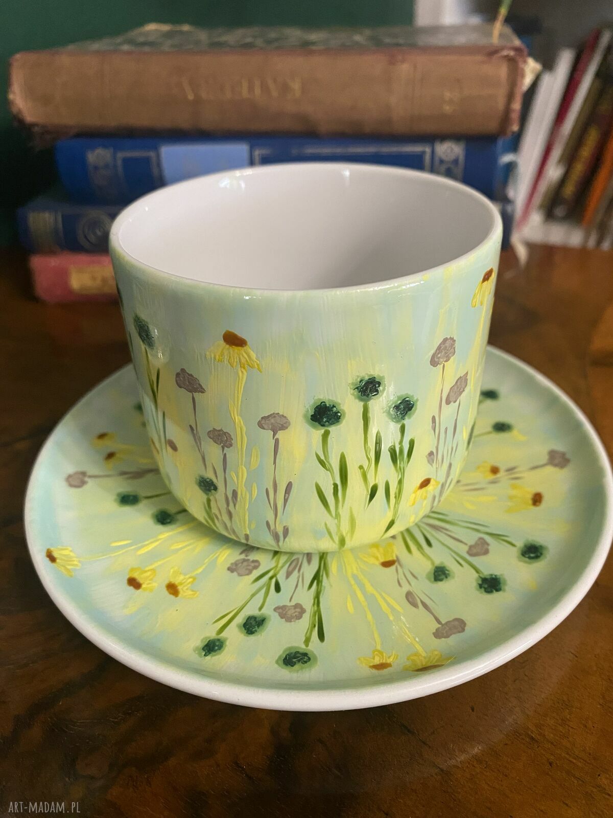 Ręcznie malowana filiżanka porcelanowa Łąka 280 ml