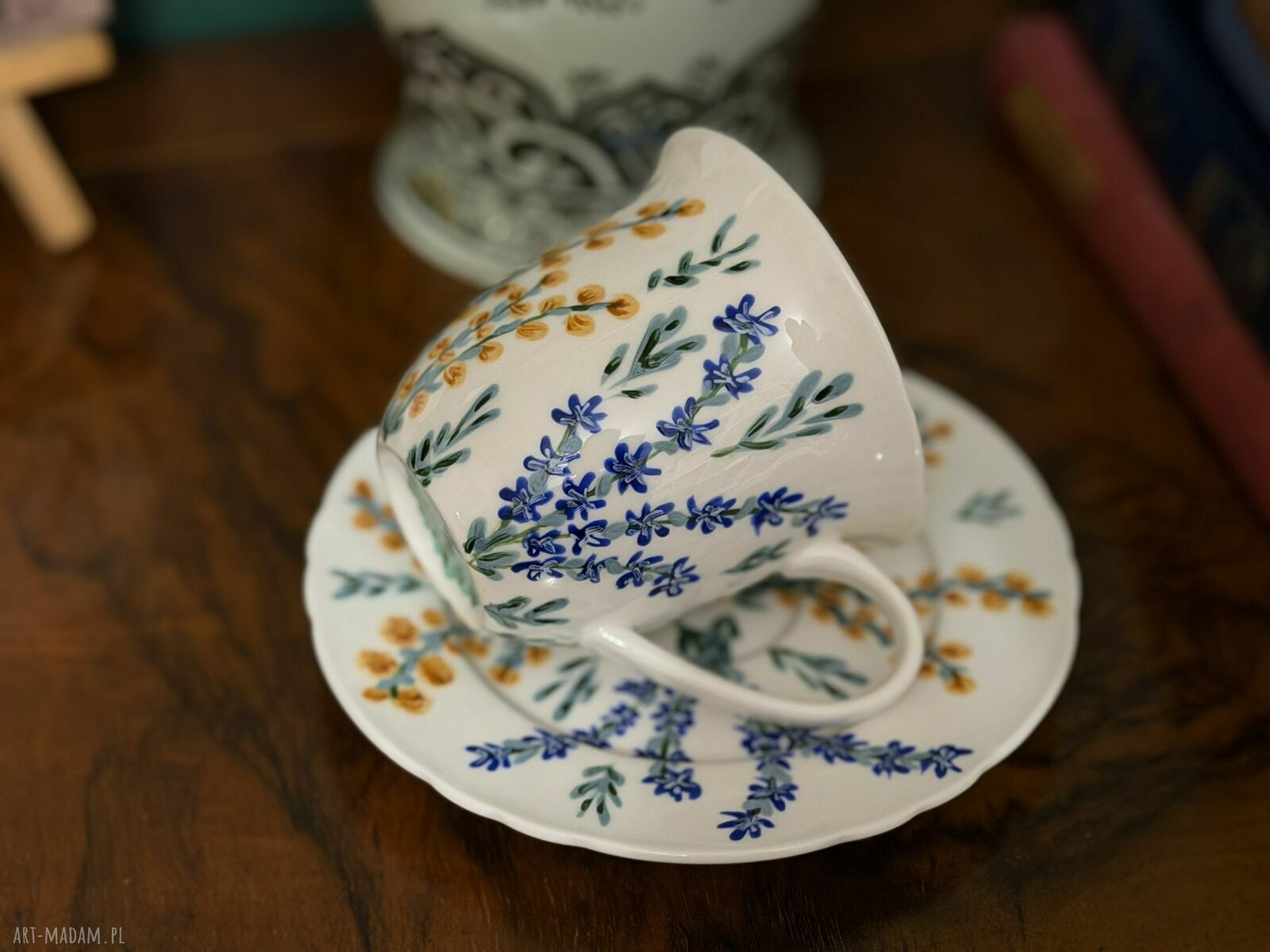 Filiżanka porcelanowa ręcznie malowana "Bukiet" 200 ml