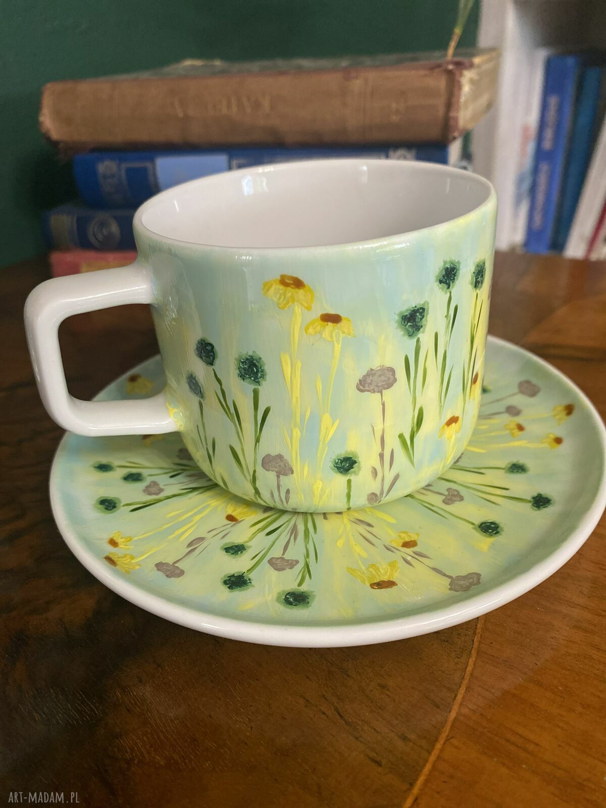 Ręcznie malowana filiżanka porcelanowa Łąka 280 ml