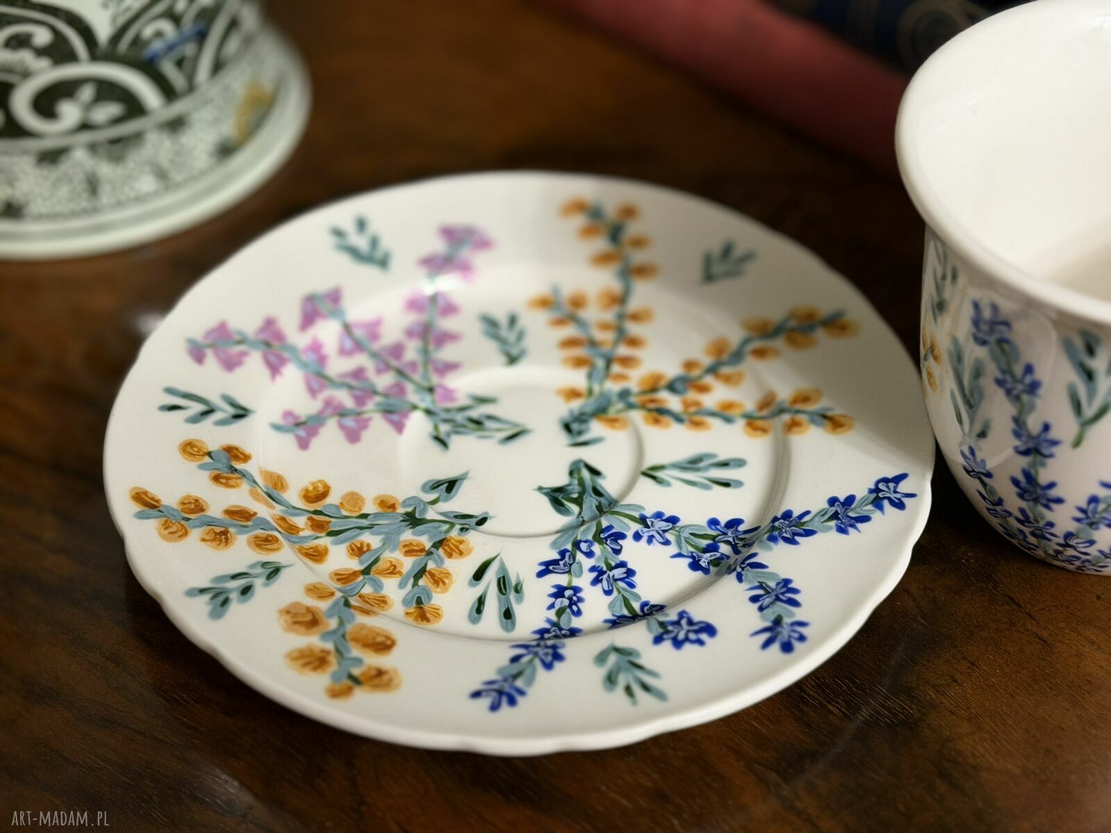 Filiżanka porcelanowa ręcznie malowana "Bukiet" 200 ml