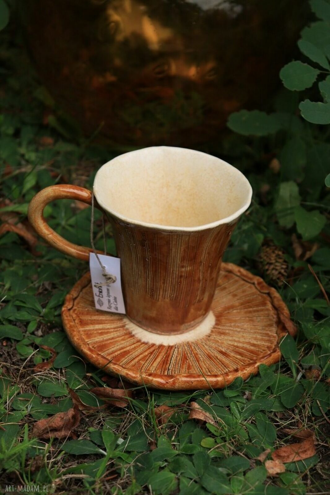 Filiżanka Rydz handmade: jesienna ceramika dla miłośniczek grzybów