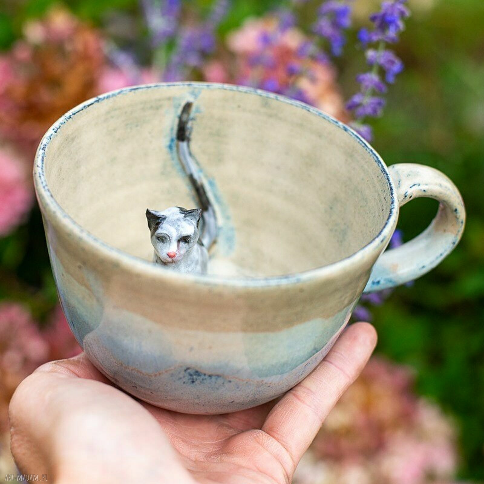 Filiżanka z figurką kota - rękodzieło ceramiczne 400 ml