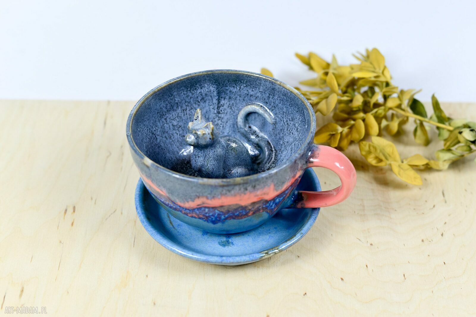 Filiżanka z figurką kota - tricolor - rękodzieło ceramiczne 300 ml