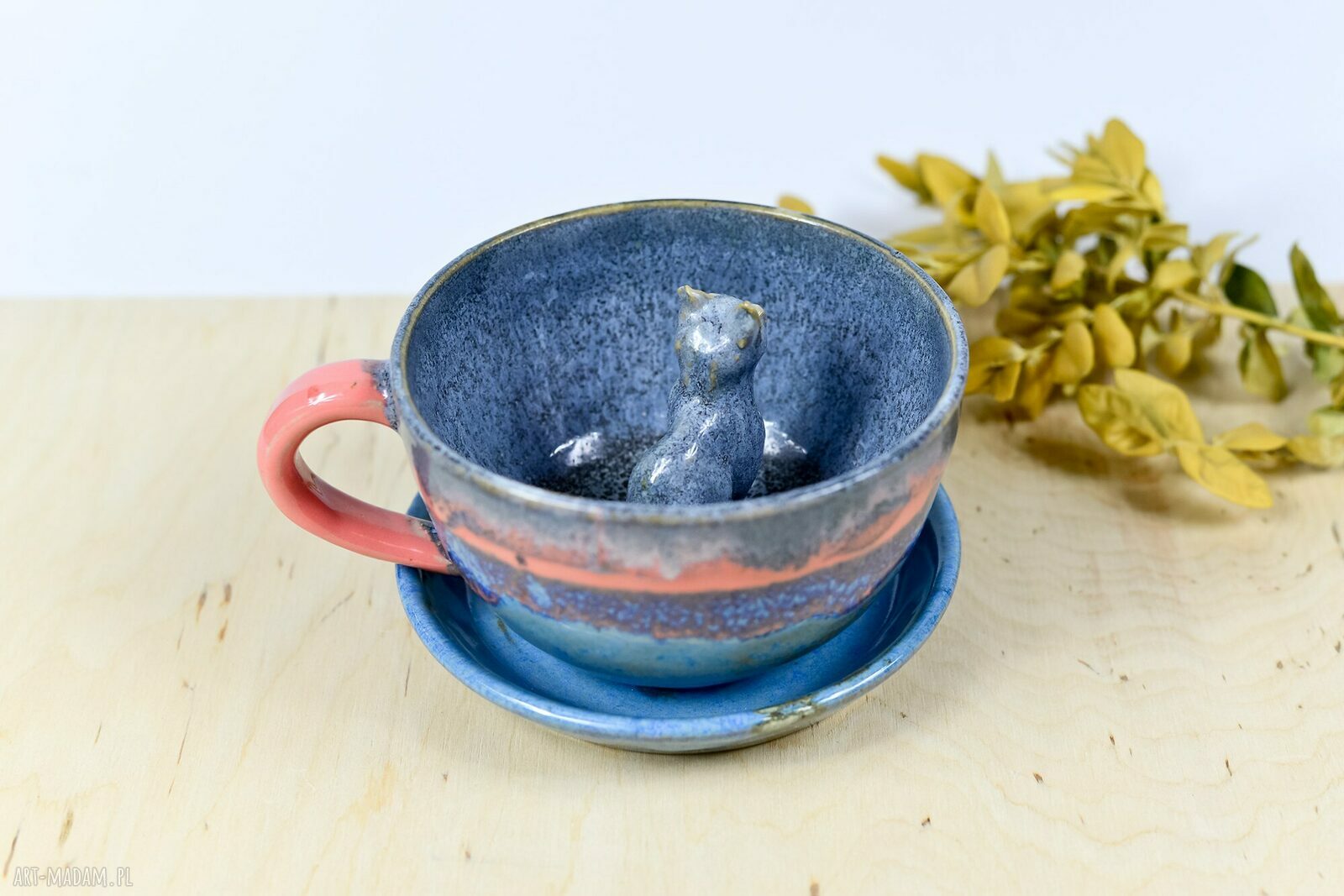 Filiżanka z figurką kota - tricolor - rękodzieło ceramiczne 300 ml