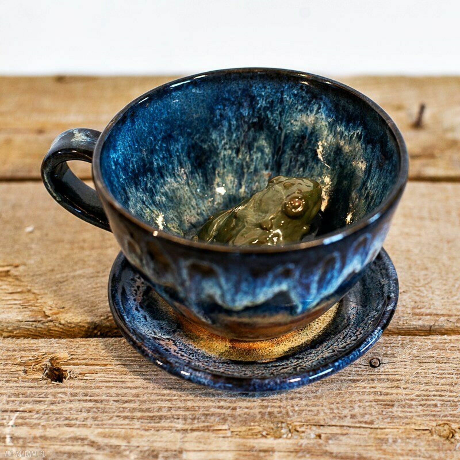 Filiżanka z figurką żabki "Nocna tundra" - ok 300 ml