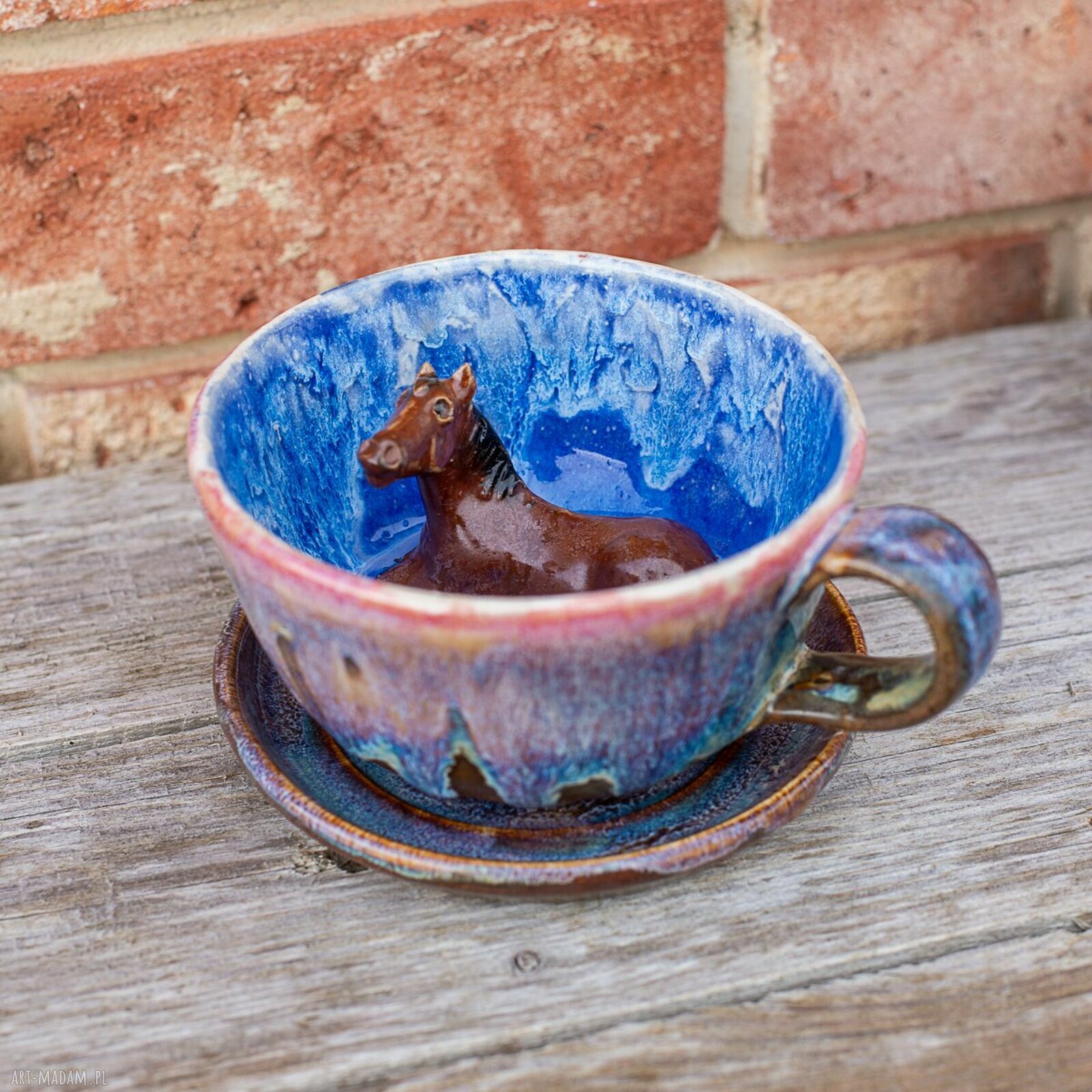 Filiżanka z koniem Opal Blue - rękodzieło ceramiczne ok. 320 ml