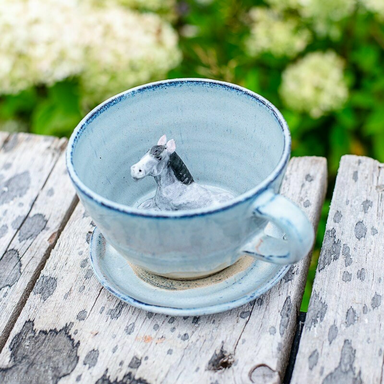Filiżanka z koniem Pale Blue Beż - ręcznie robiony zestaw do kawy