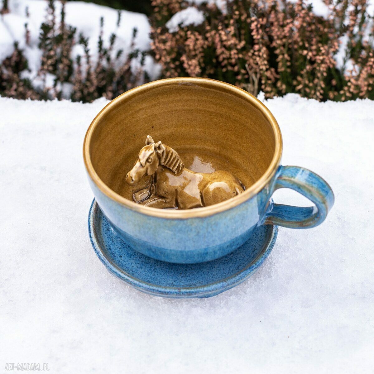 filiżanka z koniem koniakowy blue do kawy kamionka ok 350 ml ღ art-Madam.pl