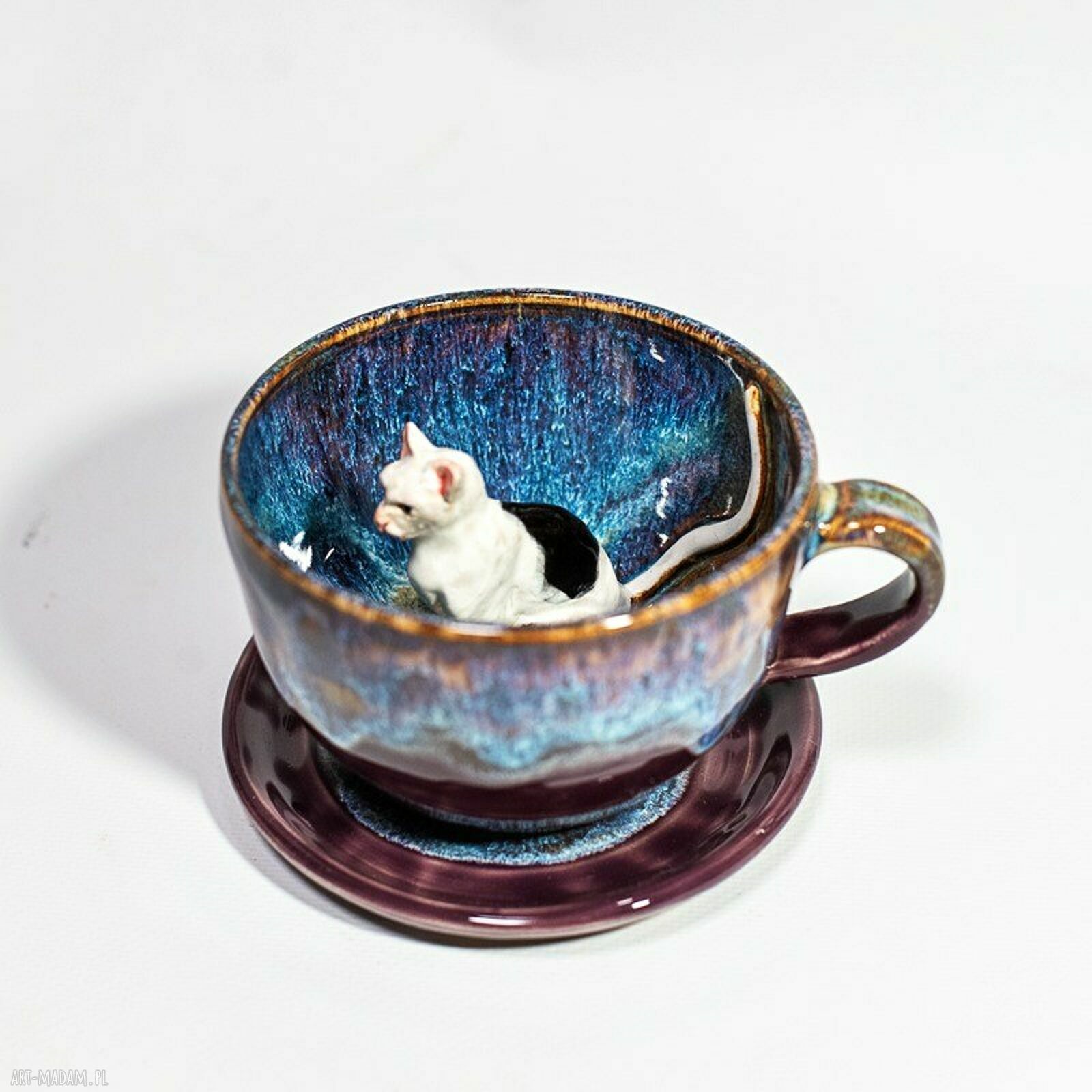 Ręcznie toczona filiżanka ceramiczna z kotem Violet opal - ok. 300 ml komplet z talerzykiem