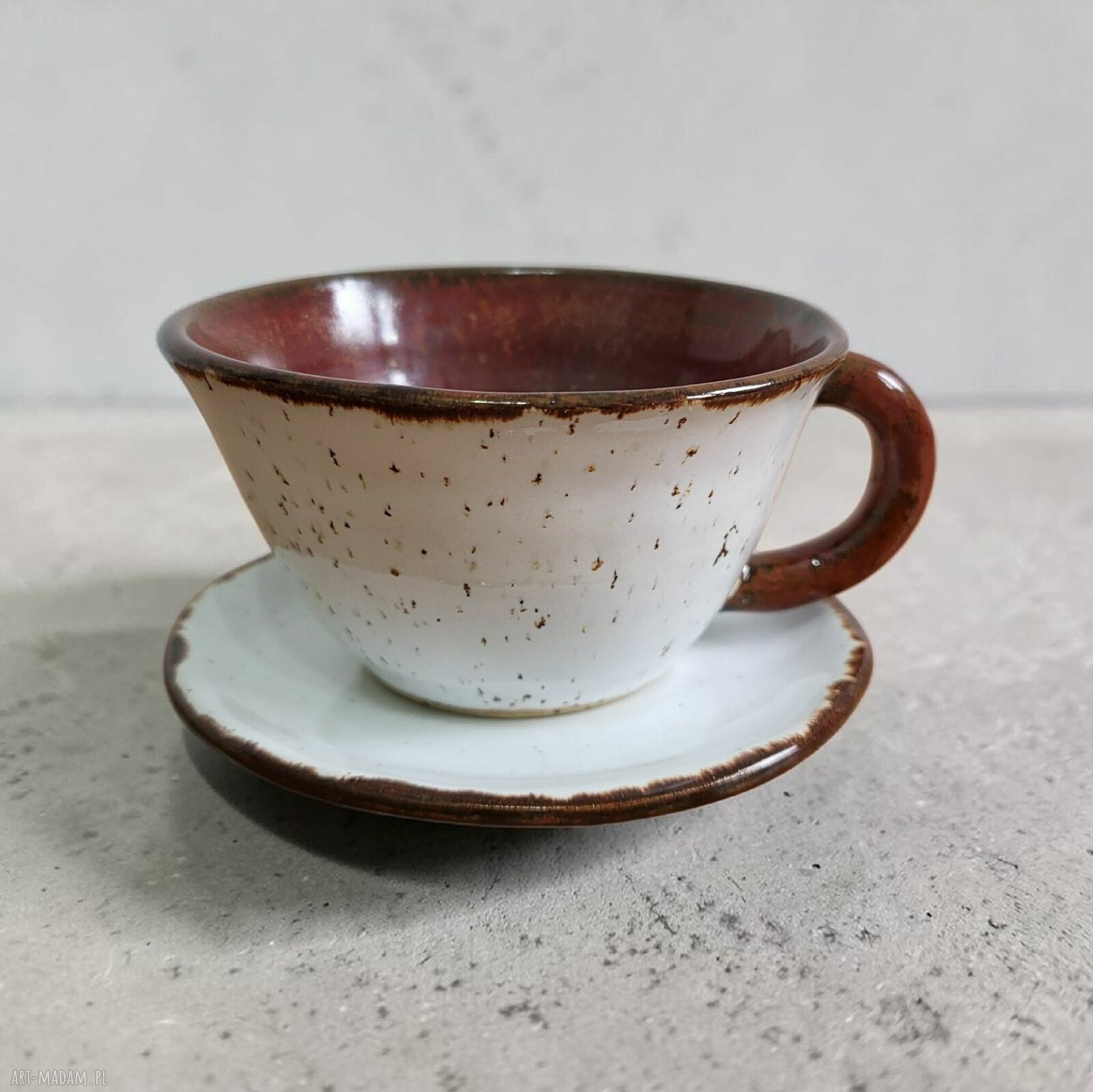 Filiżanka z podstawkiem na prezent - rękodzieło ceramiczne Art by Leika