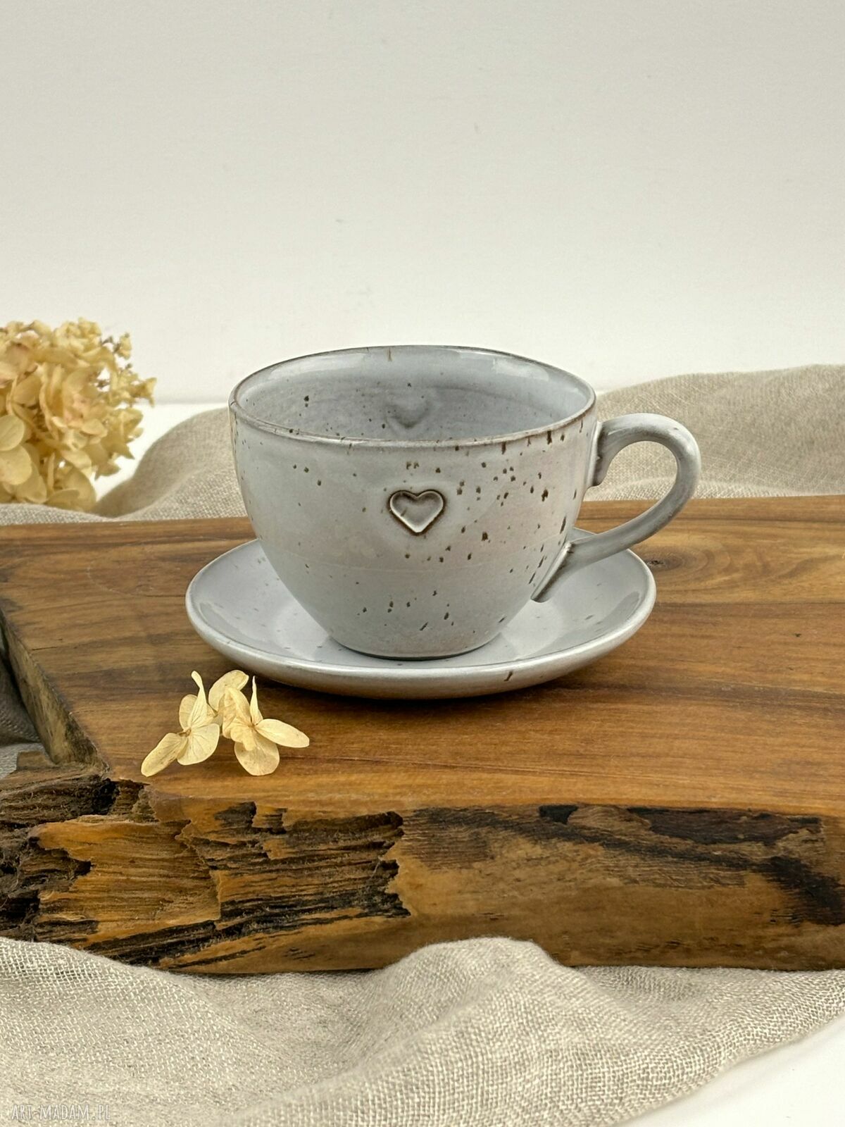 Filiżanka ze spodkiem boho 180 ml - cappuccino z sercem