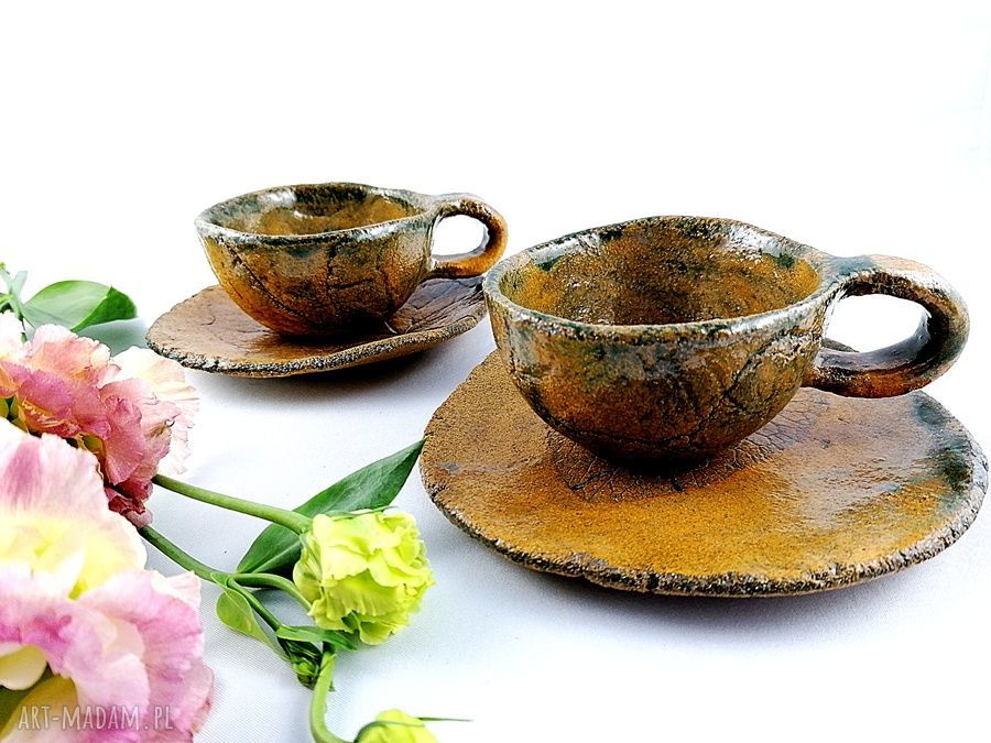Ręcznie robione filiżanki ceramiczne do kawy z talerzykami - brąz i zieleń