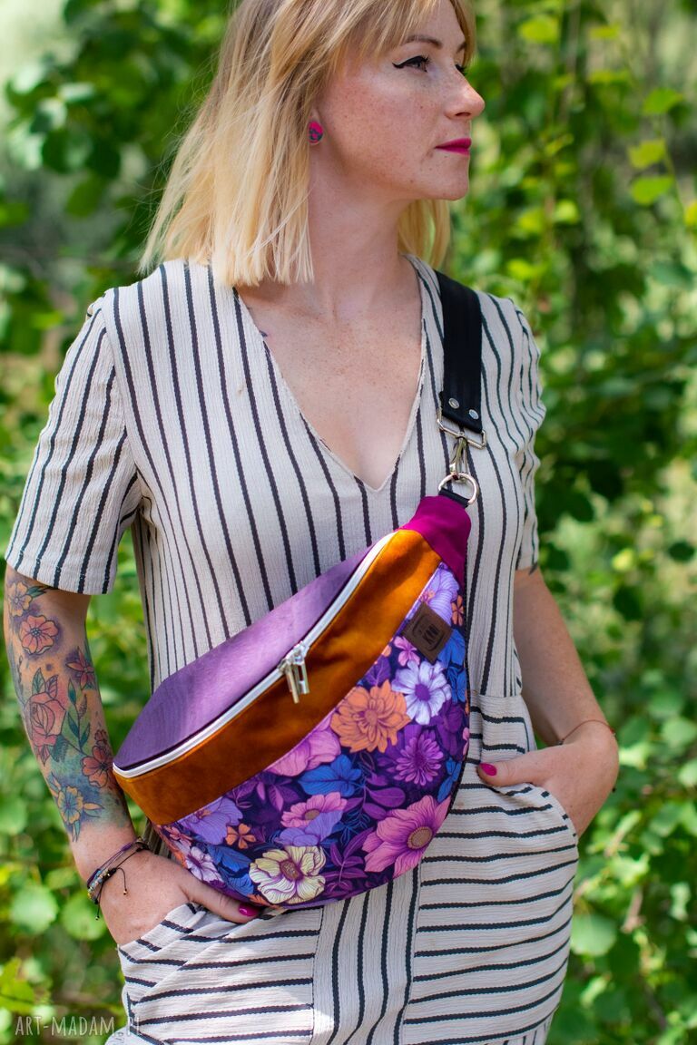 Fioletowa nerka damska w kwiaty PURPUROWA FUZJA - XXL