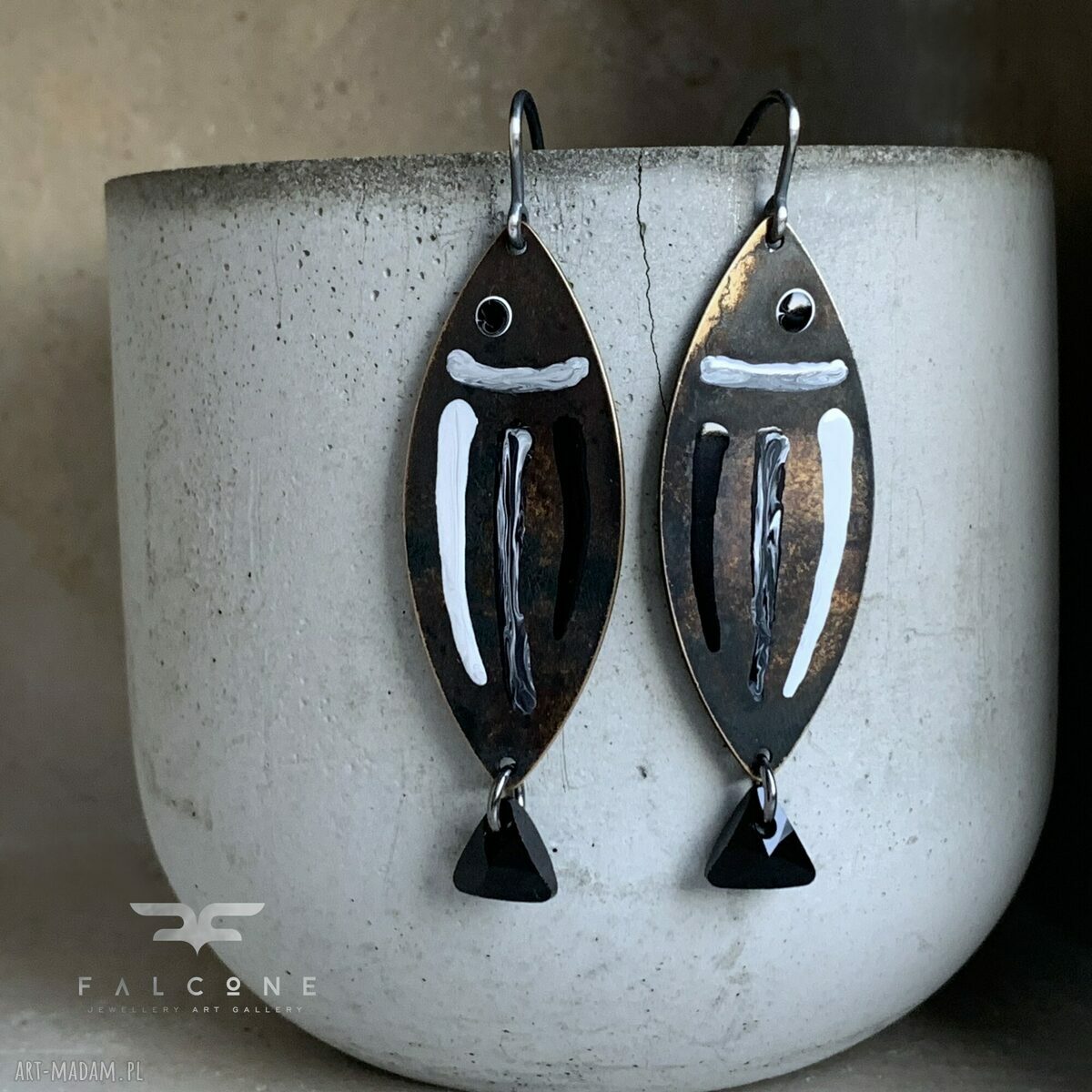 Kolczyki Fish White & Black z czarnym ogonem - ręcznie malowane