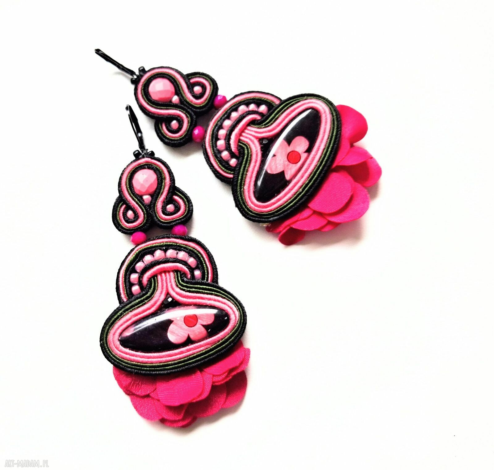 Flamenco kolczyki sutaszowe boho - ręcznie haftowane (8 cm)