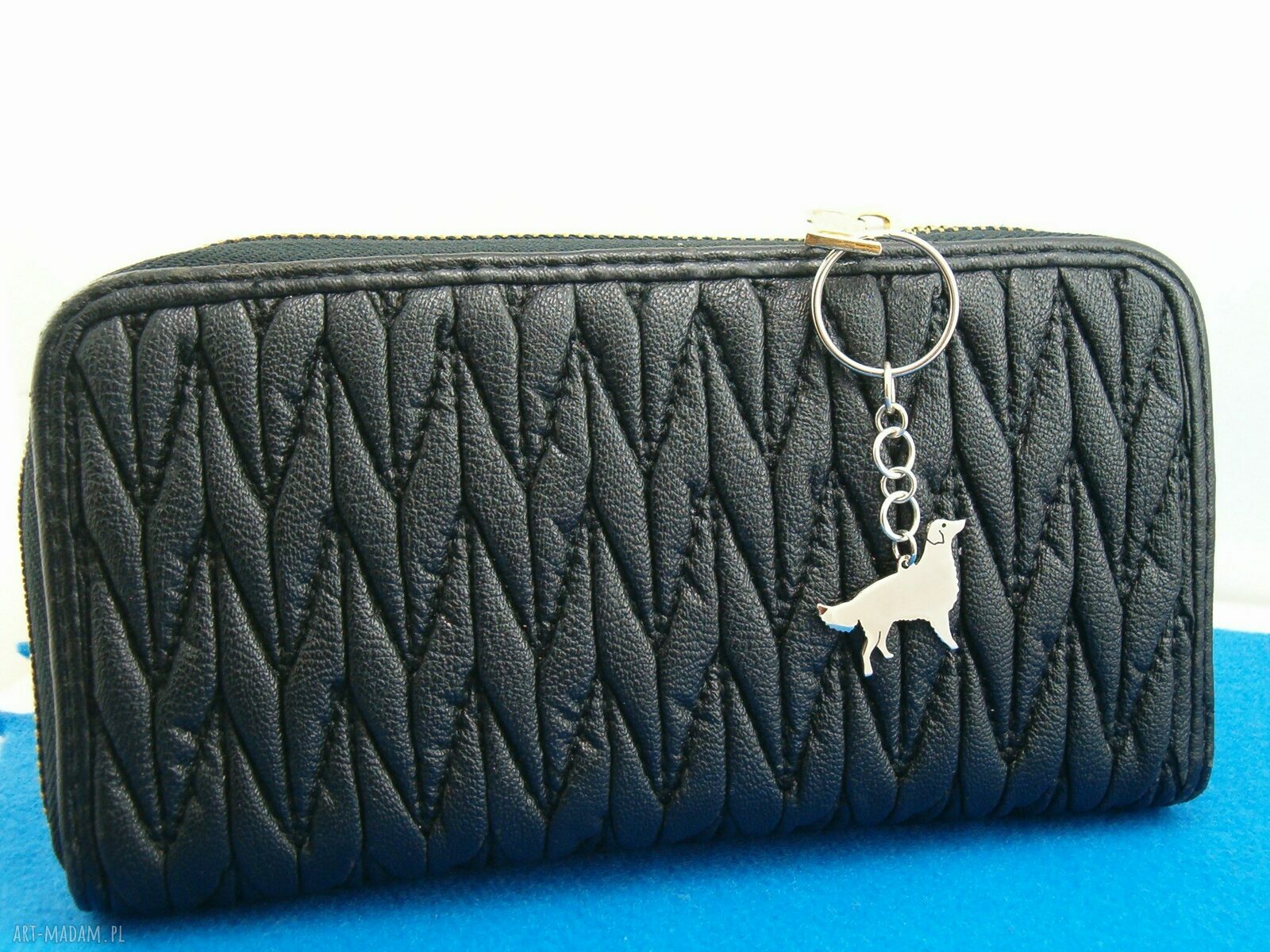 Brelok Flat Coated Retriever ze srebra 925 - ręcznie polerowany