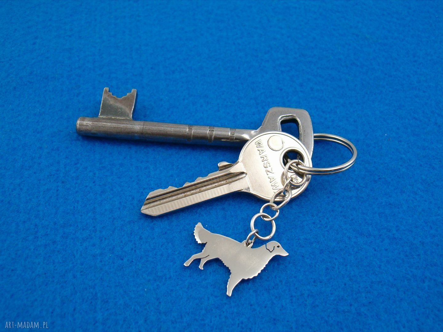 Brelok Flat Coated Retriever ze srebra 925 - ręcznie polerowany