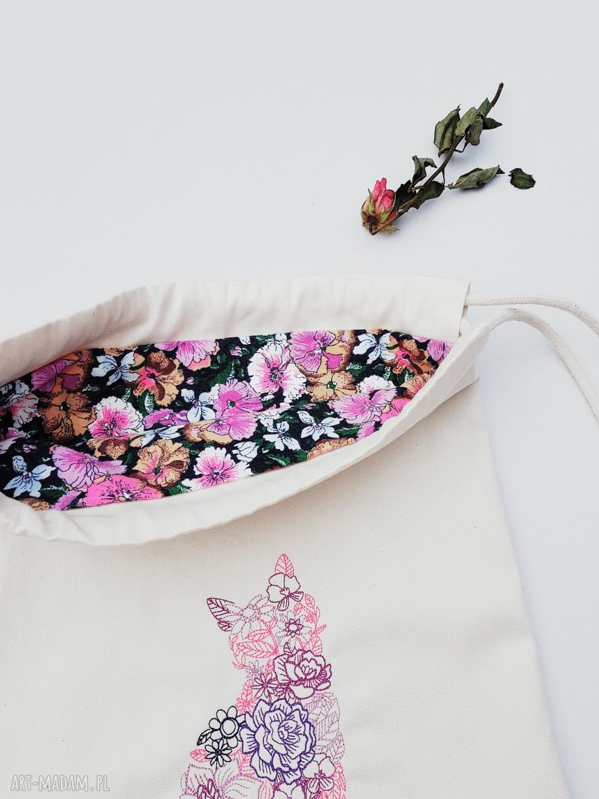 Plecak worek Floral Cat beżowy z haftem kota ręcznie szyty
