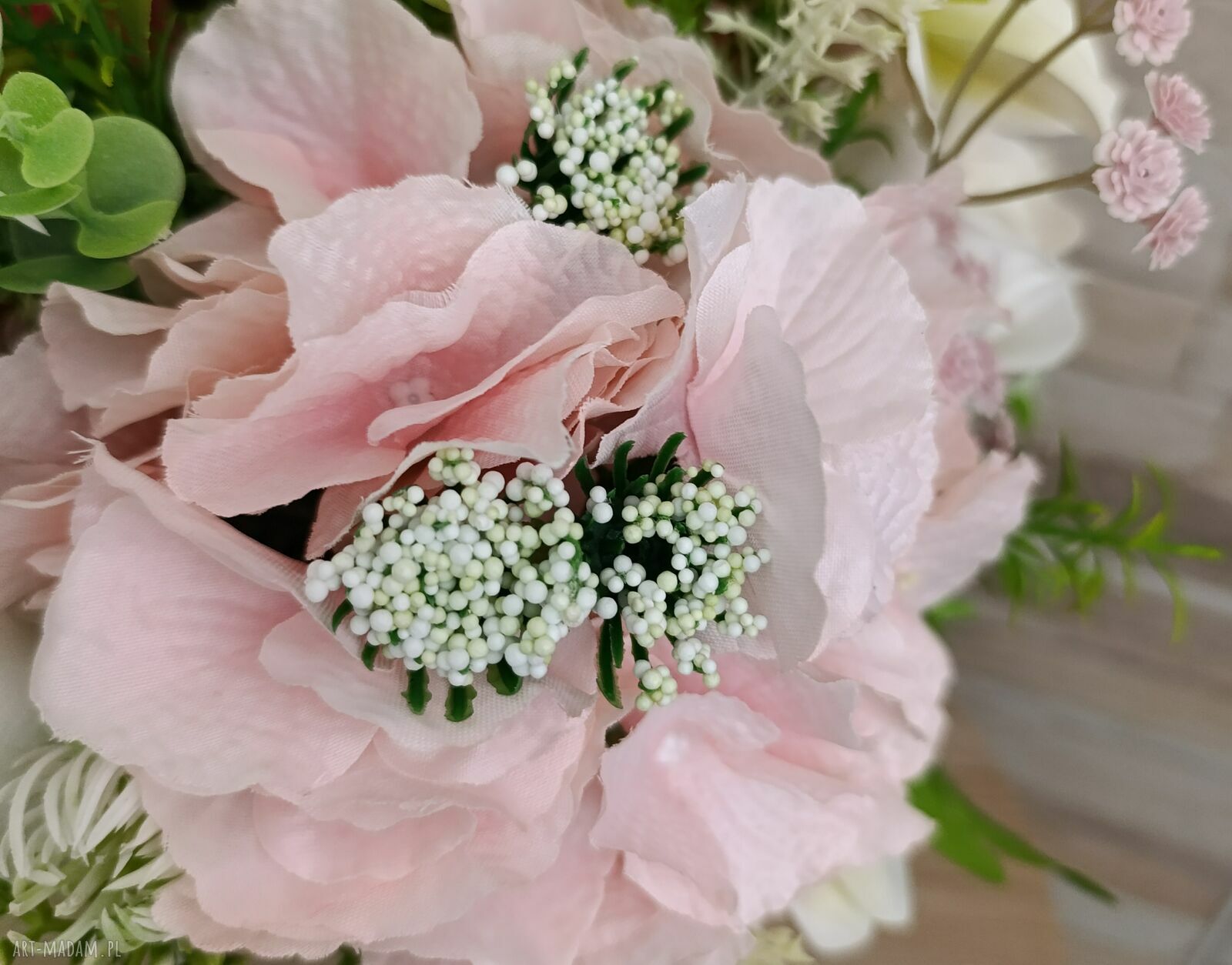 Flowerbox dekoracyjny srebrny - elegancki prezent do Twojego wnętrza