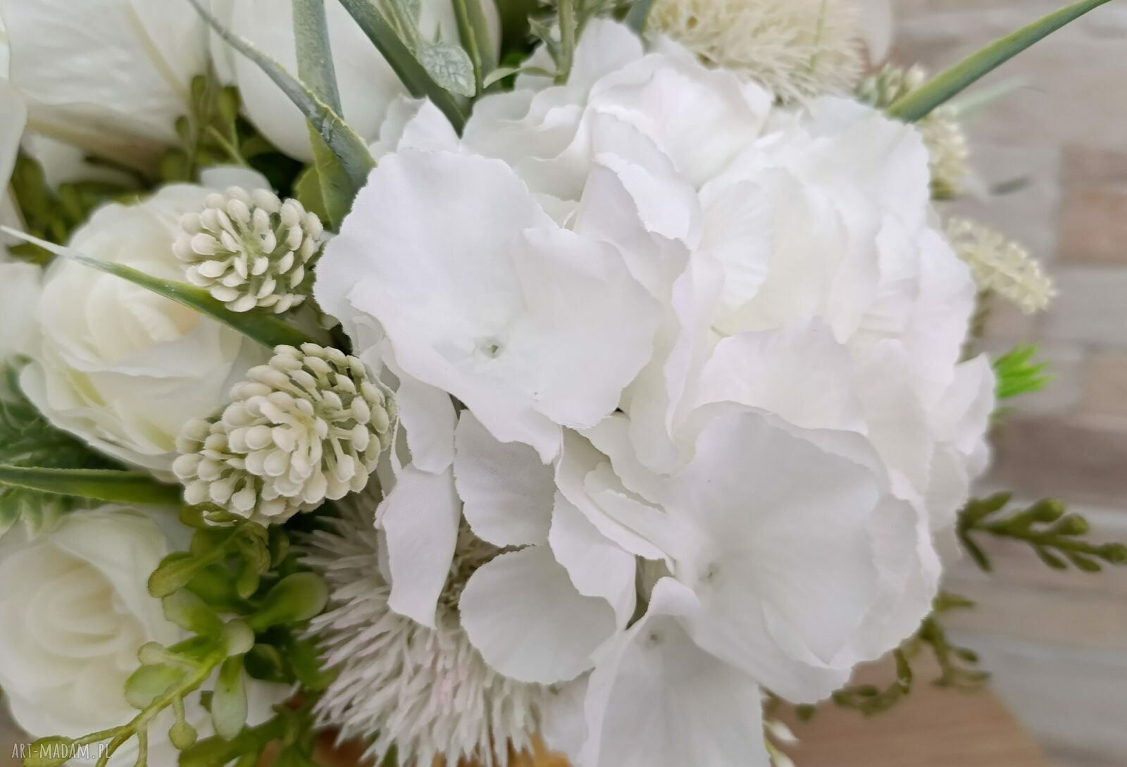 Flowerbox duży złoty z liliami - elegancka dekoracja i gotowy prezent