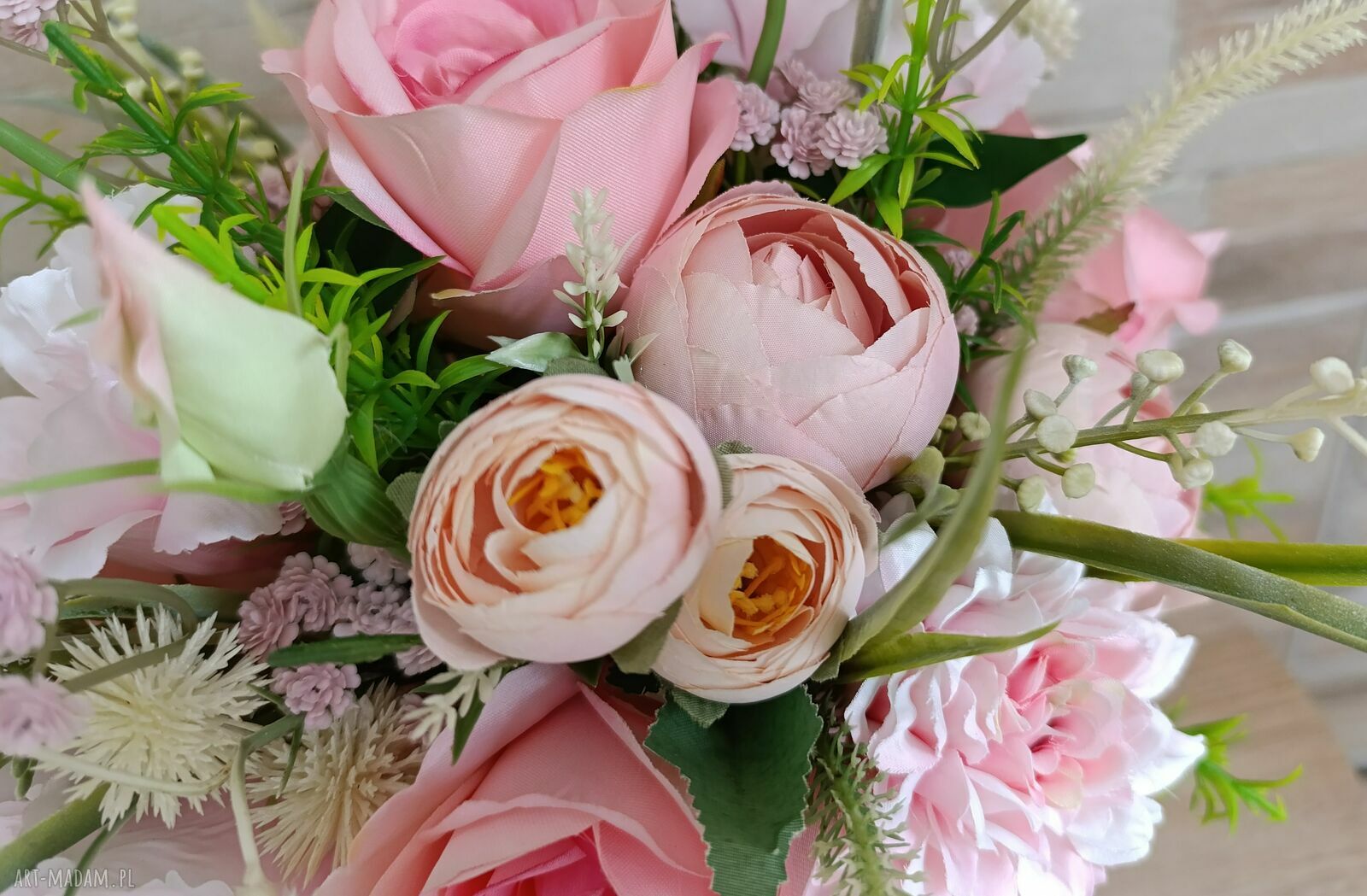 Flowerbox na Dzień Mamy - elegancki prezent i dekoracja wnętrz