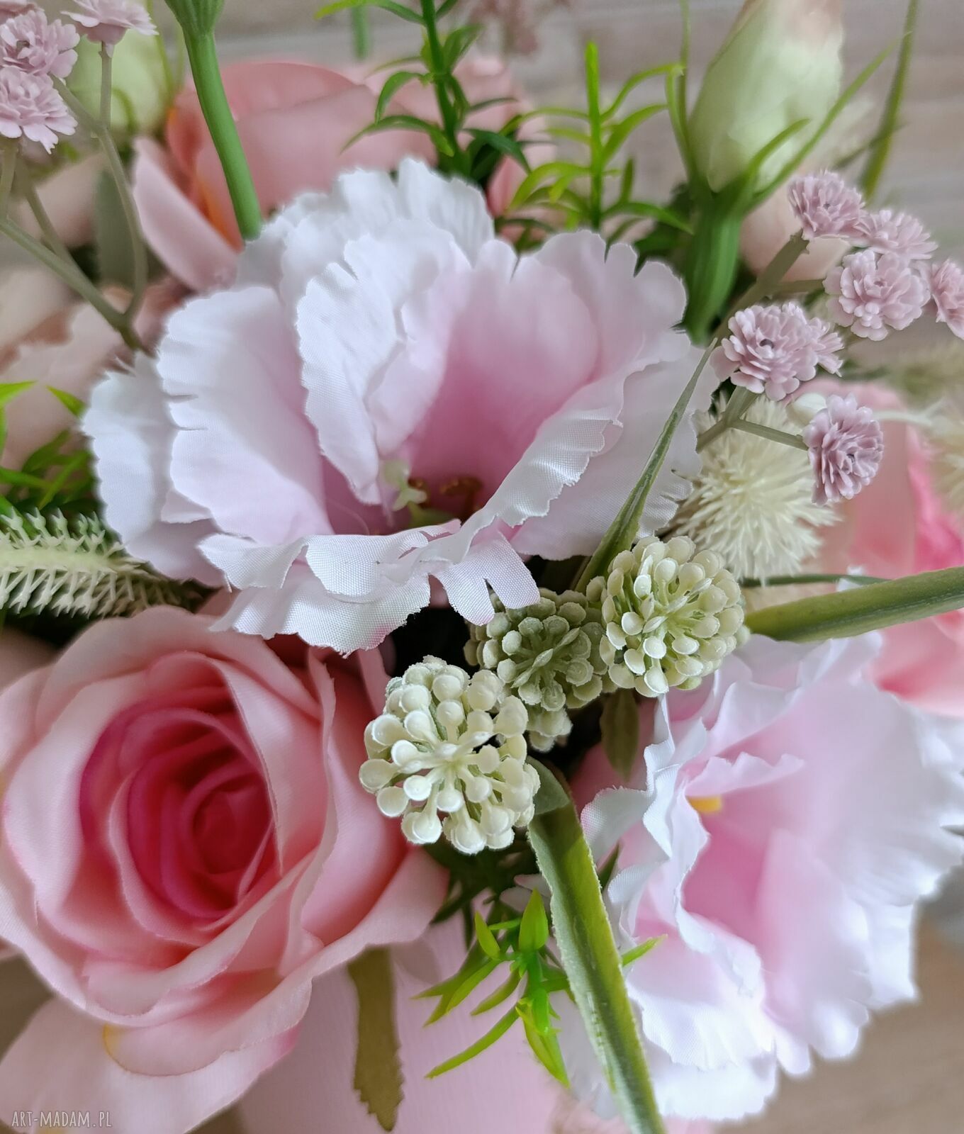 Flowerbox na Dzień Mamy - elegancki prezent i dekoracja wnętrz