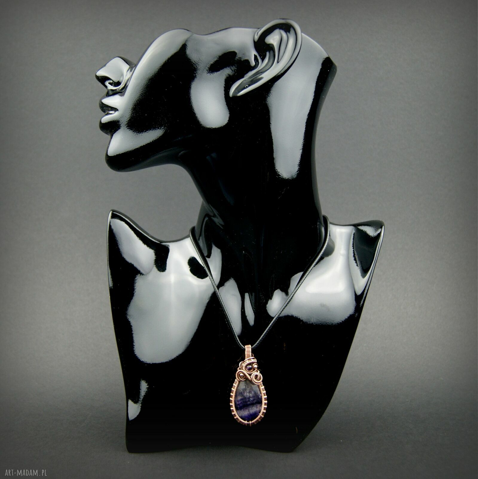 Wisiorek z fluorytem - wire wrapping z ametystem i hematytami