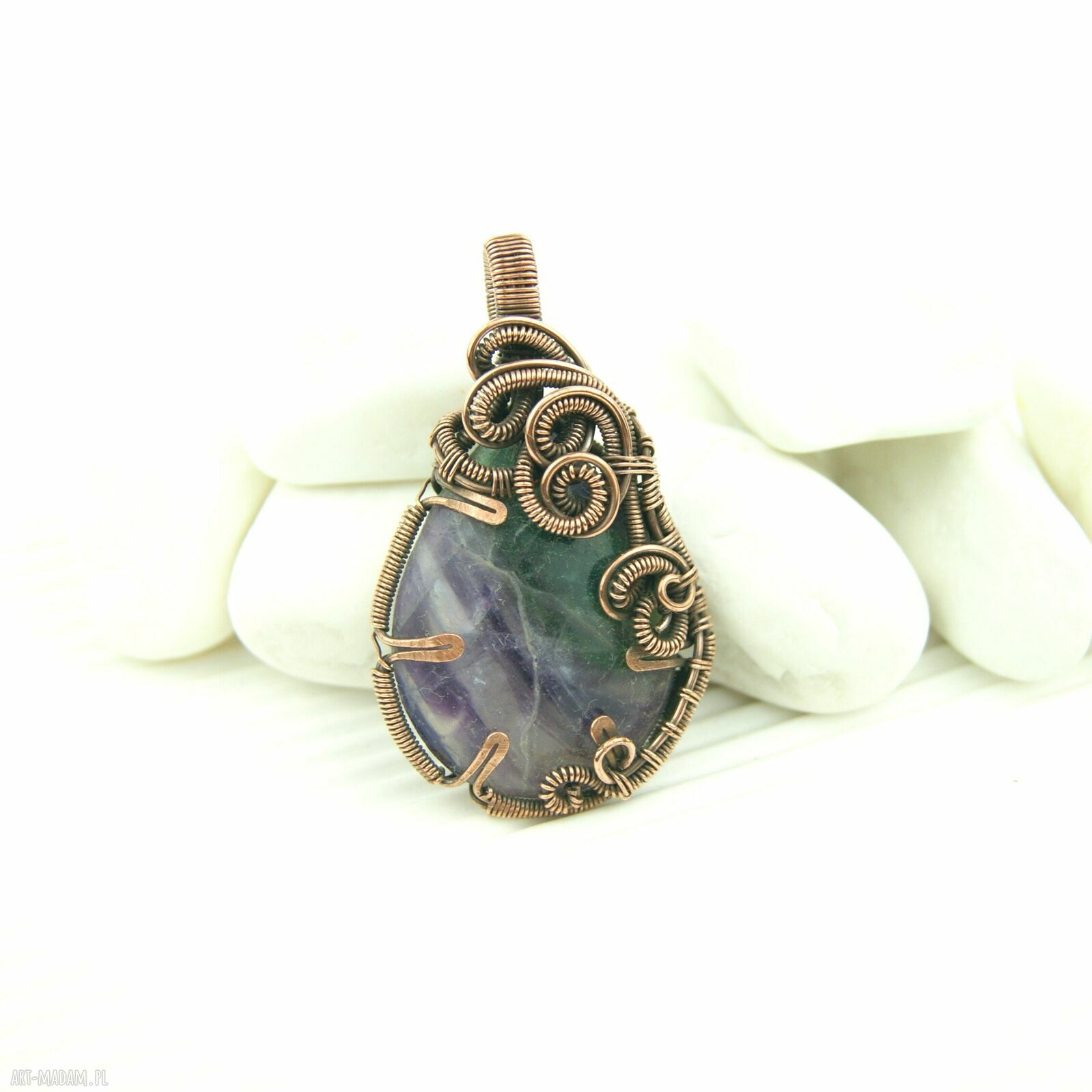 Fluoryt wisiorek wire wrapping z kamieniem - miedziany, oksydowany