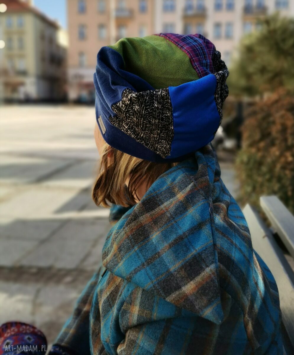 Czapka damska Smerfetka - długa czapka folk z podszewką