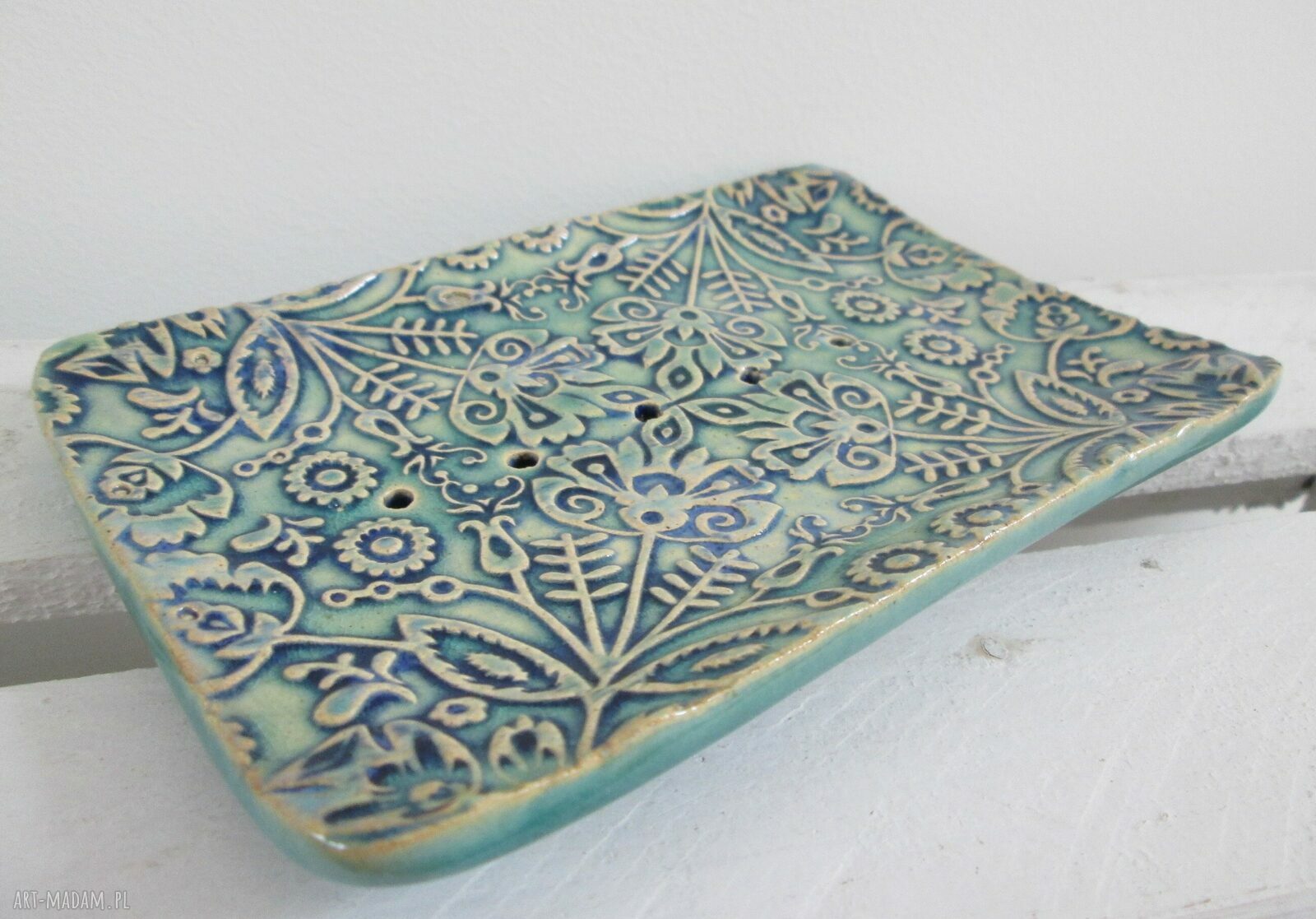Folkowa mydelniczka ceramiczna
