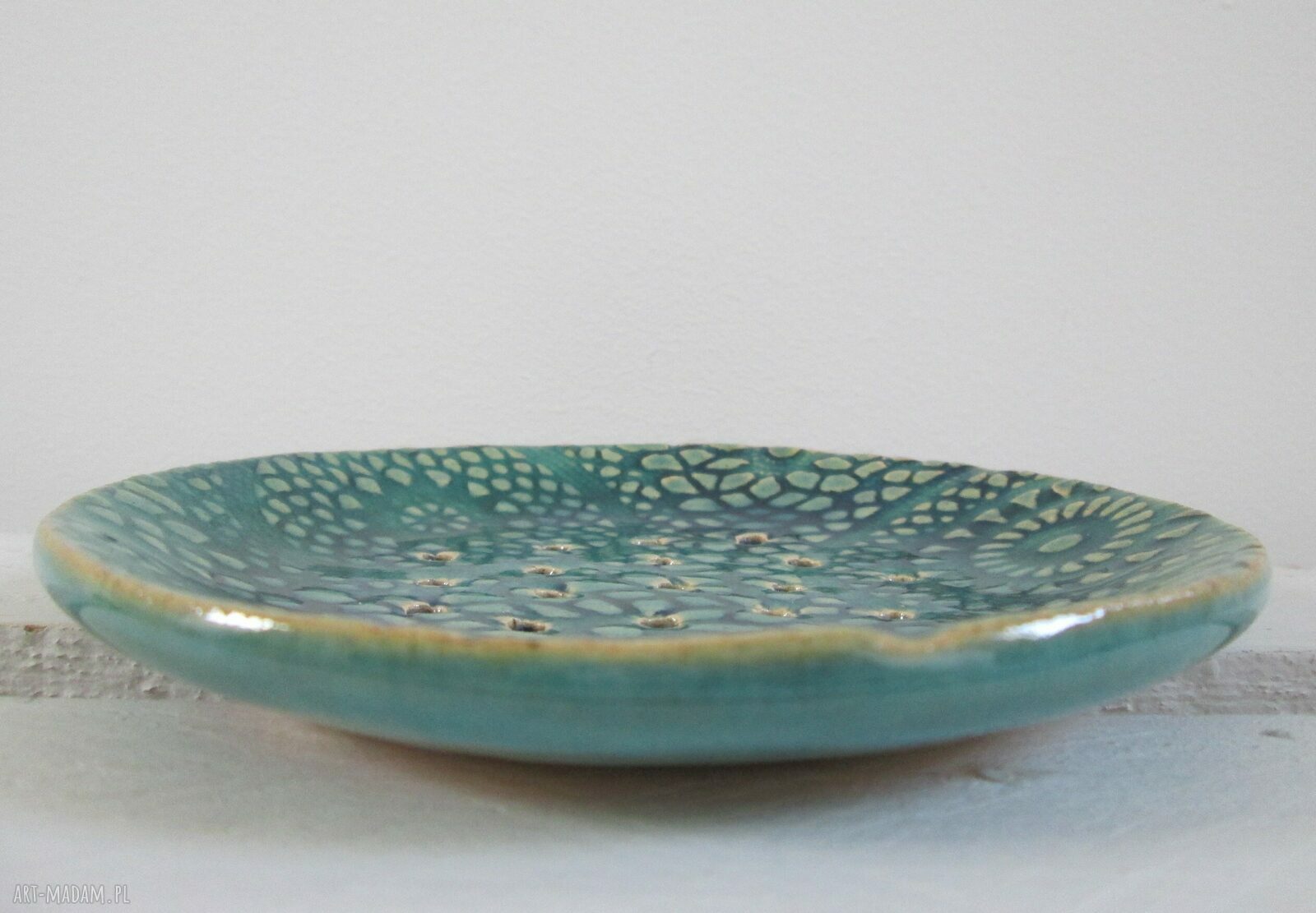 Folkowa mydelniczka ceramiczna na mydło