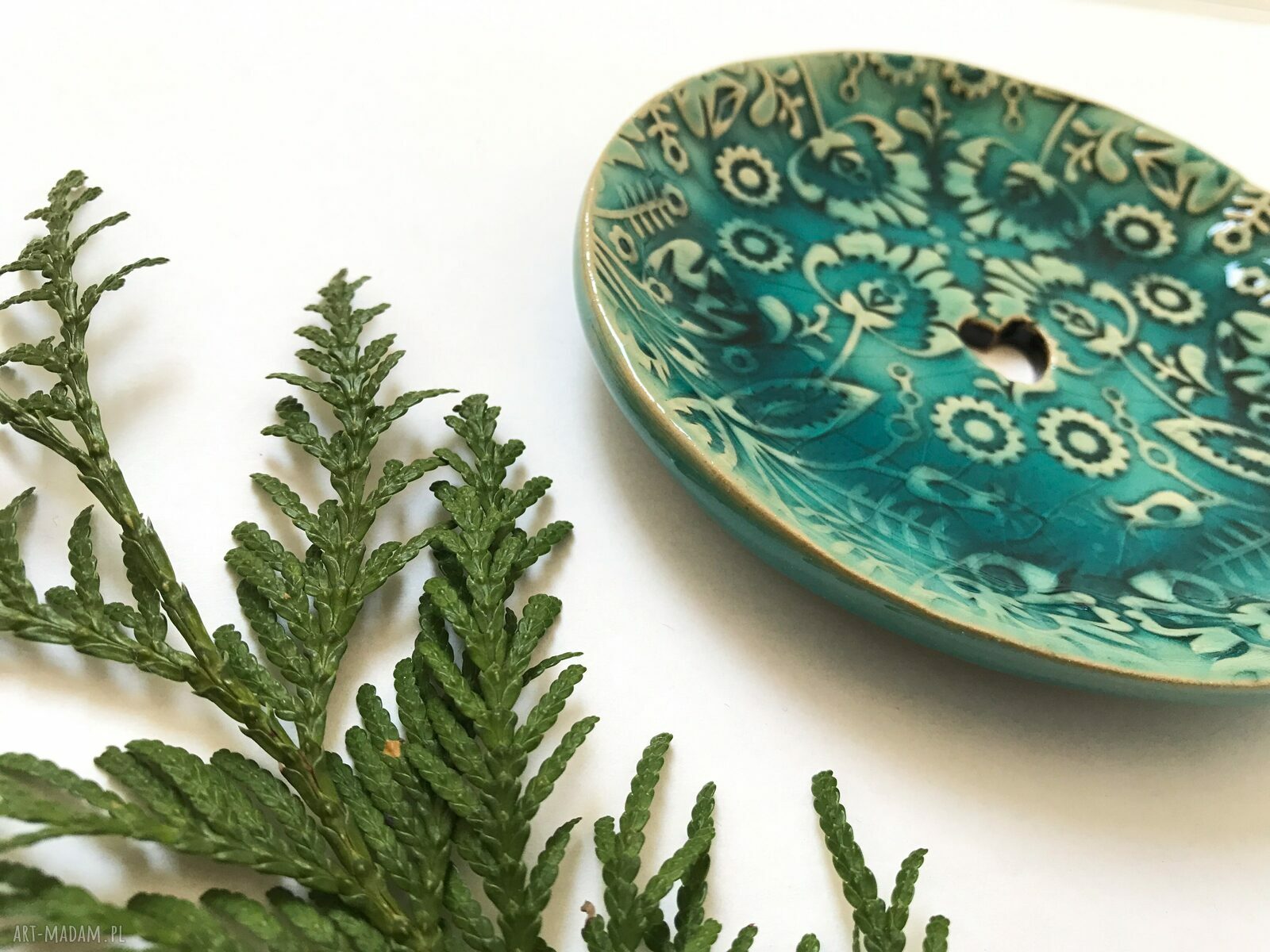 Folkowa, okrągła mydelniczka ceramiczna
