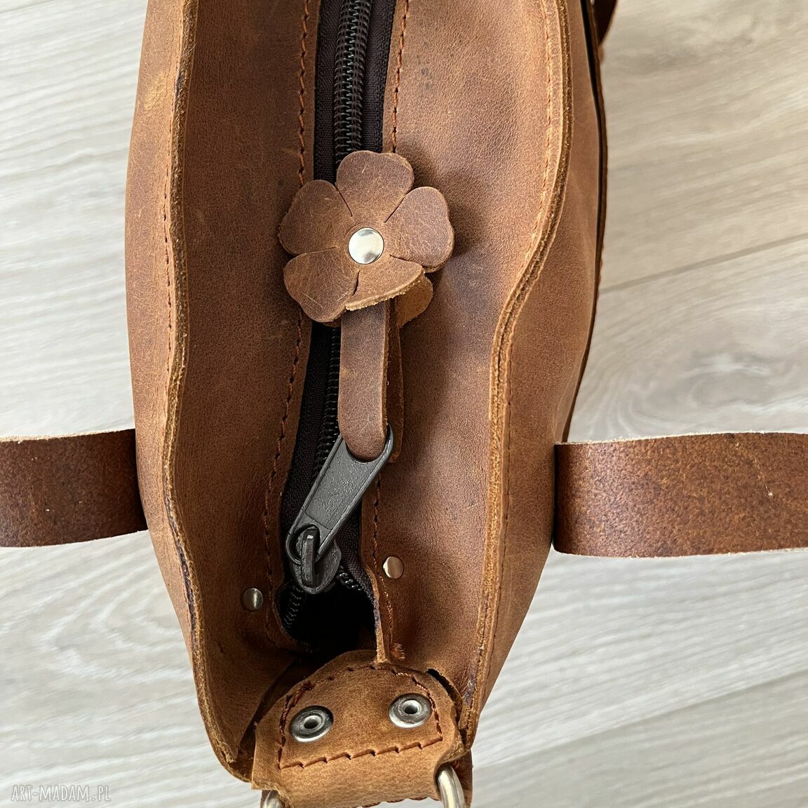 na ramię: Brązowa torba na ramię ze skóry format A 4. hand made