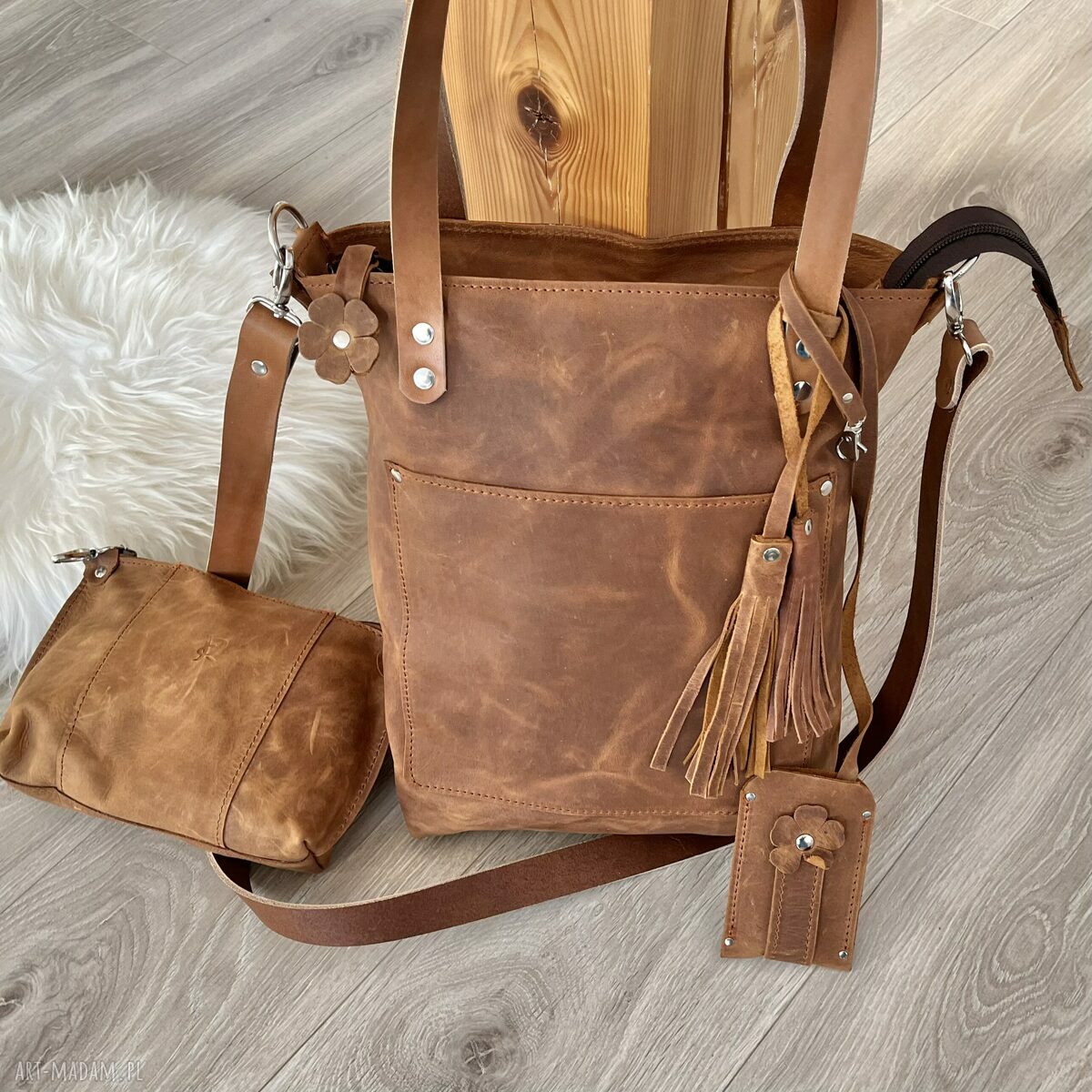 na ramię: Brązowa torba na ramię ze skóry format A 4. hand made