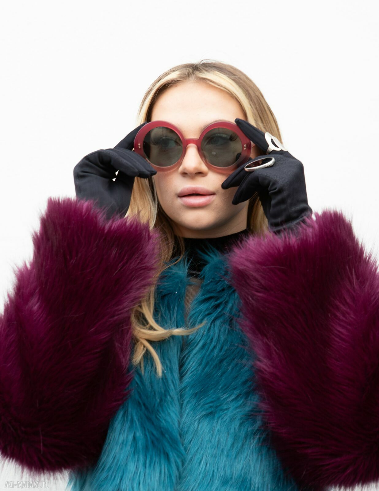 Kolorowe futro damskie ze sztucznego futerka GOfashion