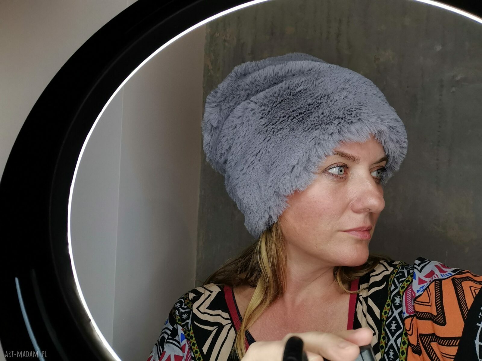 Szara futrzana czapka Frida z podszewką - sztuczne futro (one size)