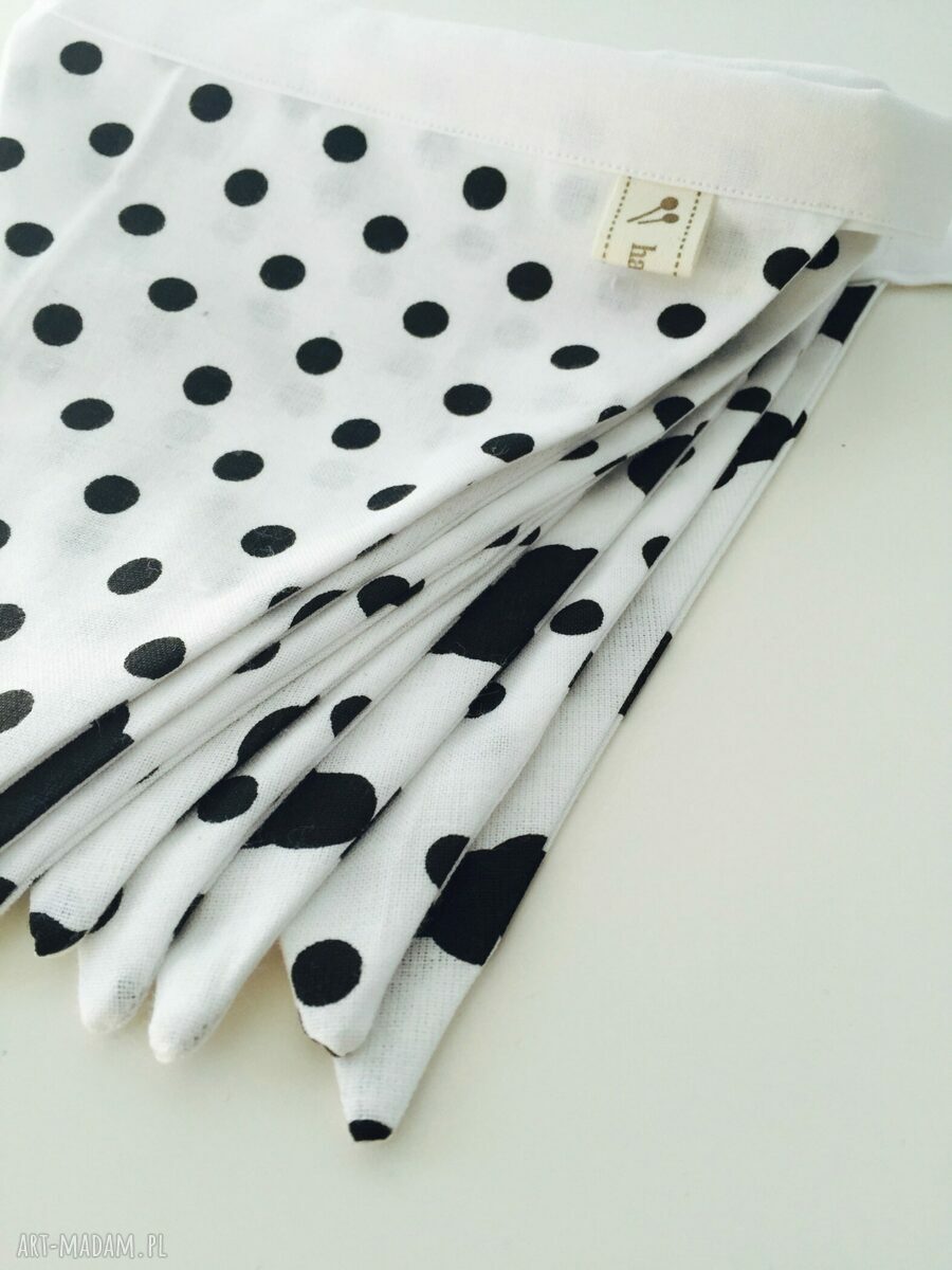girlanda black&white hand made