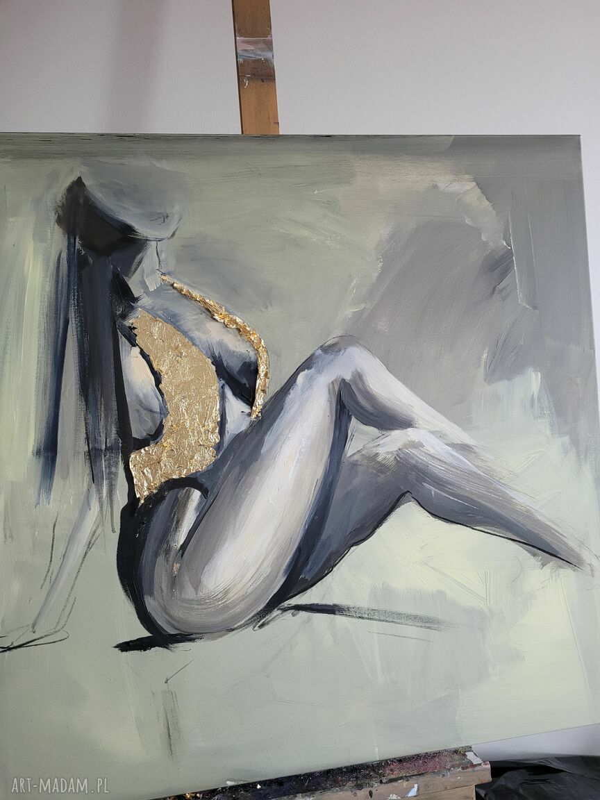 Golden - obraz kobiety na płótnie 90x90