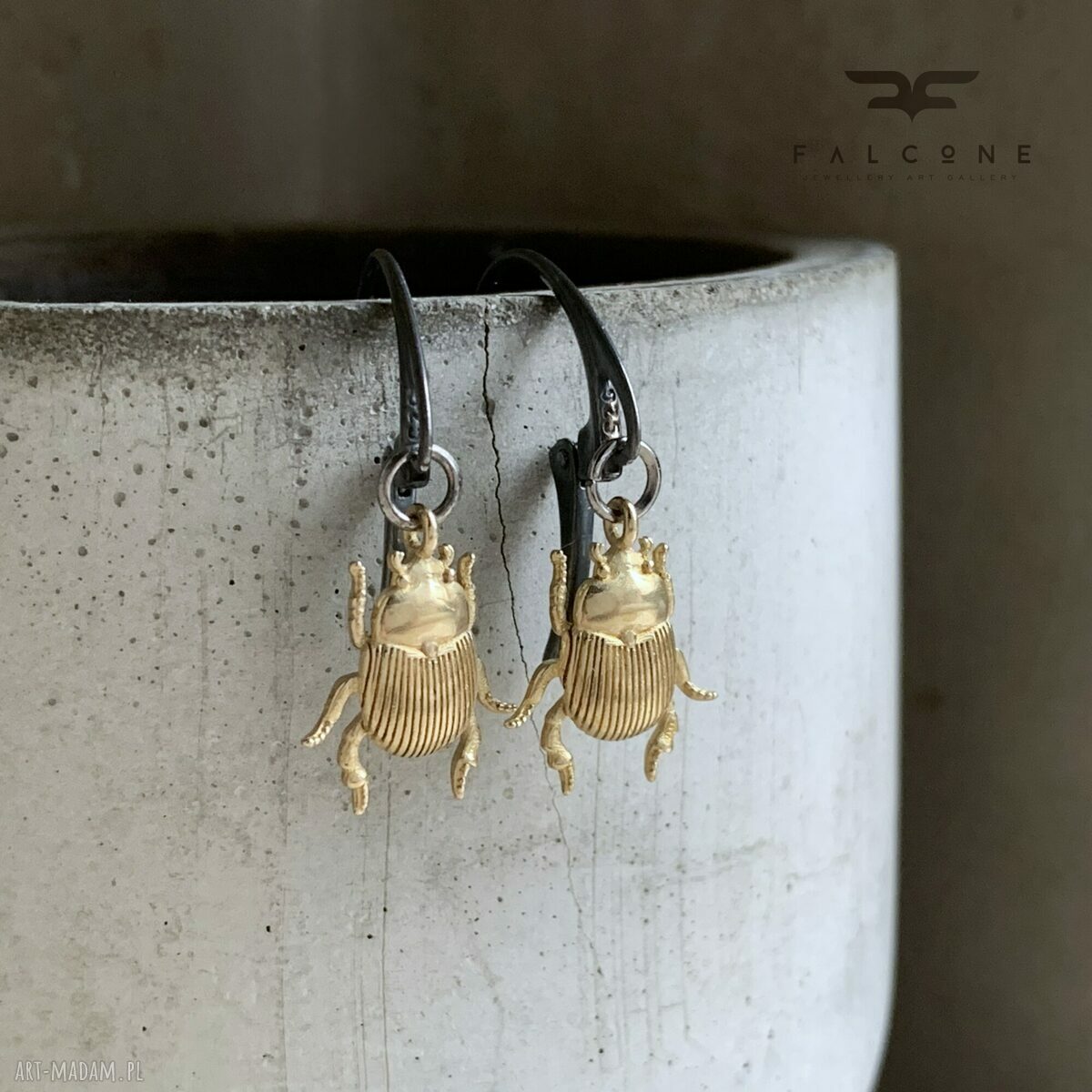 Drobne kolczyki Golden Scarab Light ze srebra 925 i mosiądzu