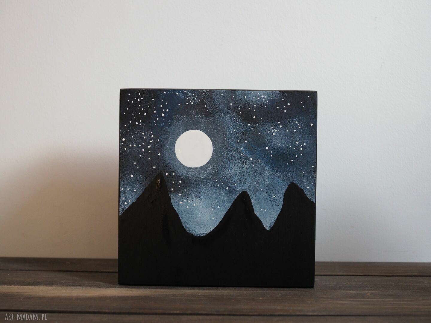 Góry - pudełko drewniane ręcznie malowane 15x15 cm