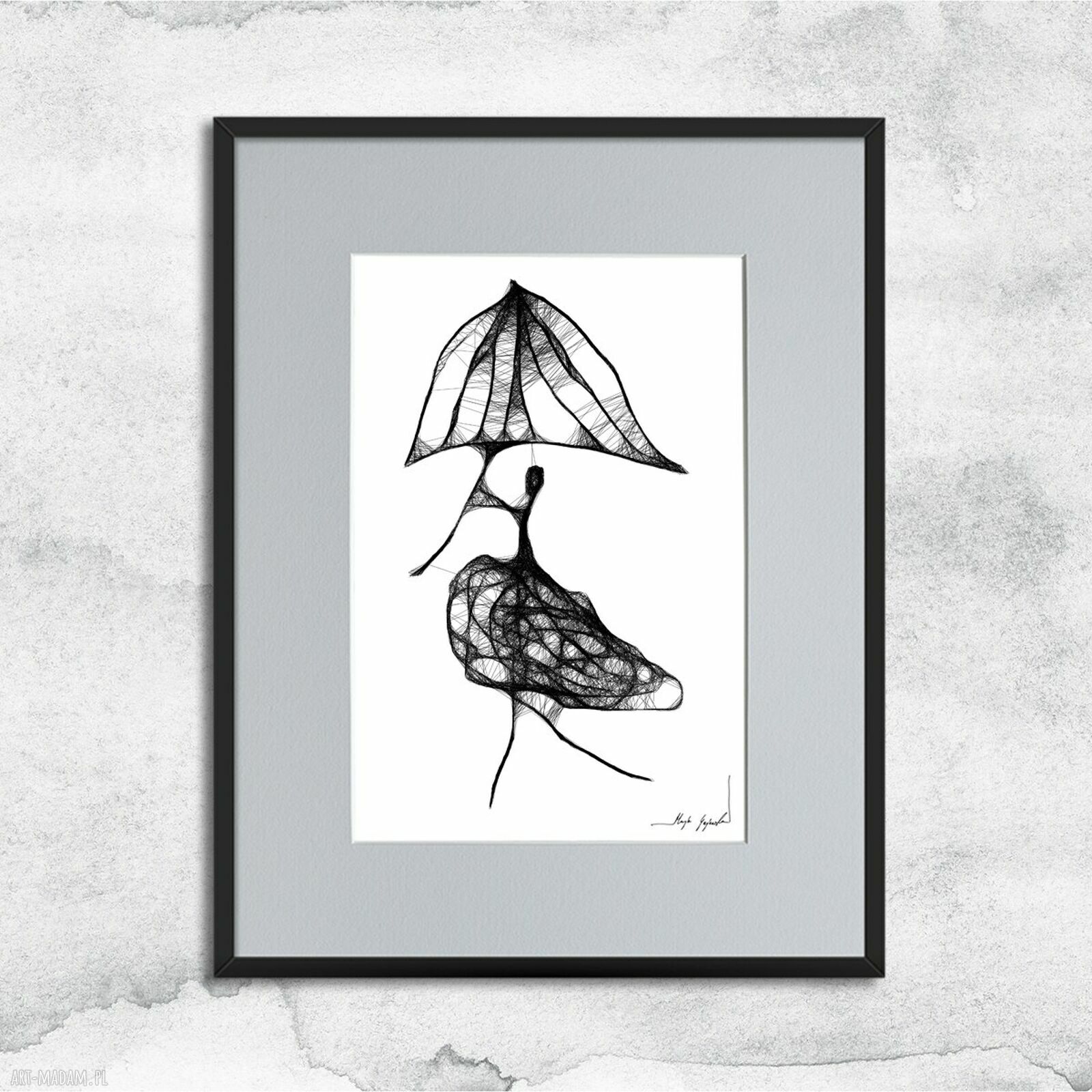 Czarno-biała grafika z ramą nr 97 do salonu - kobiecy taniec w oprawie 41x31 cm