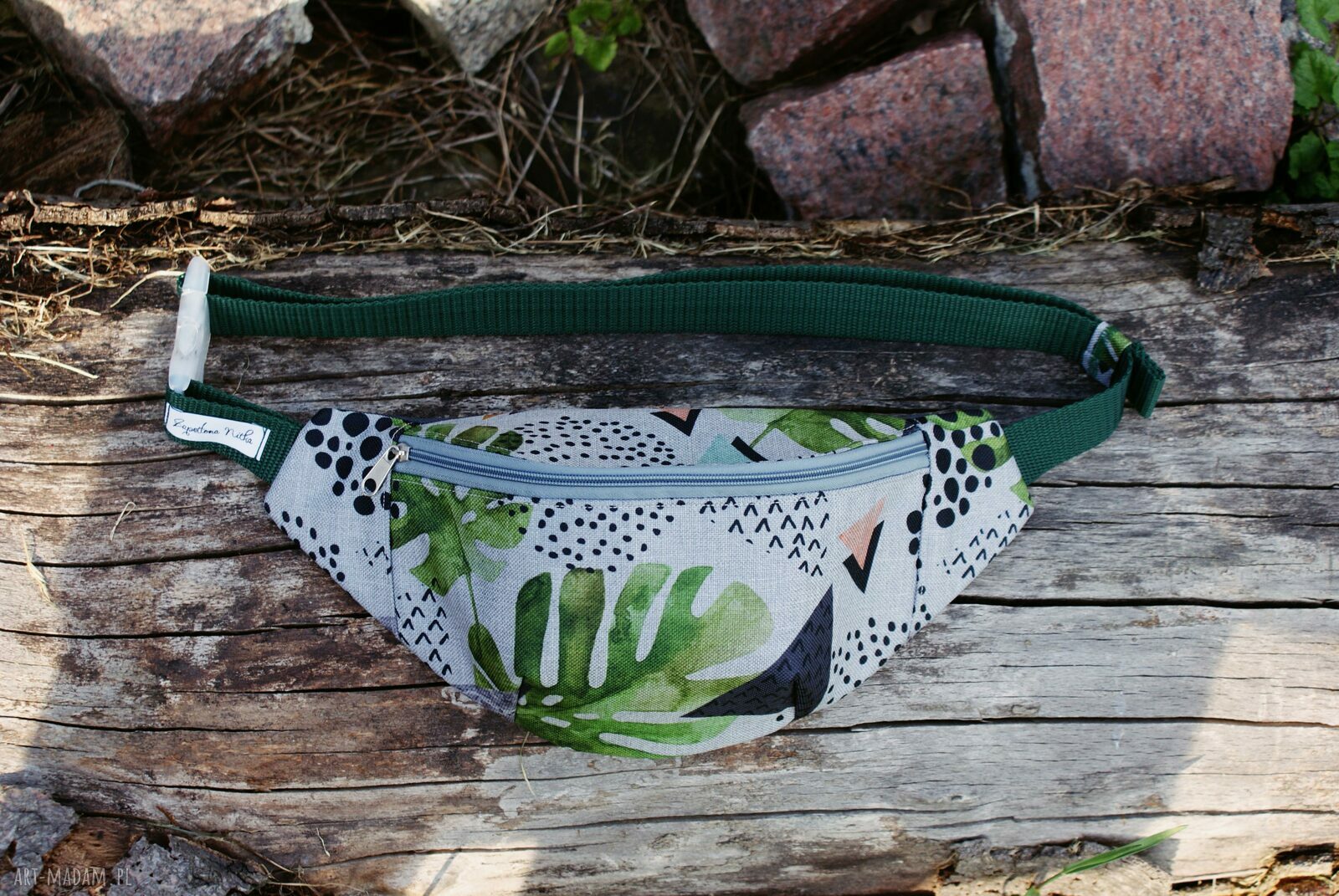 Grafitowa nerka damska handmade praktyczny podarunek
